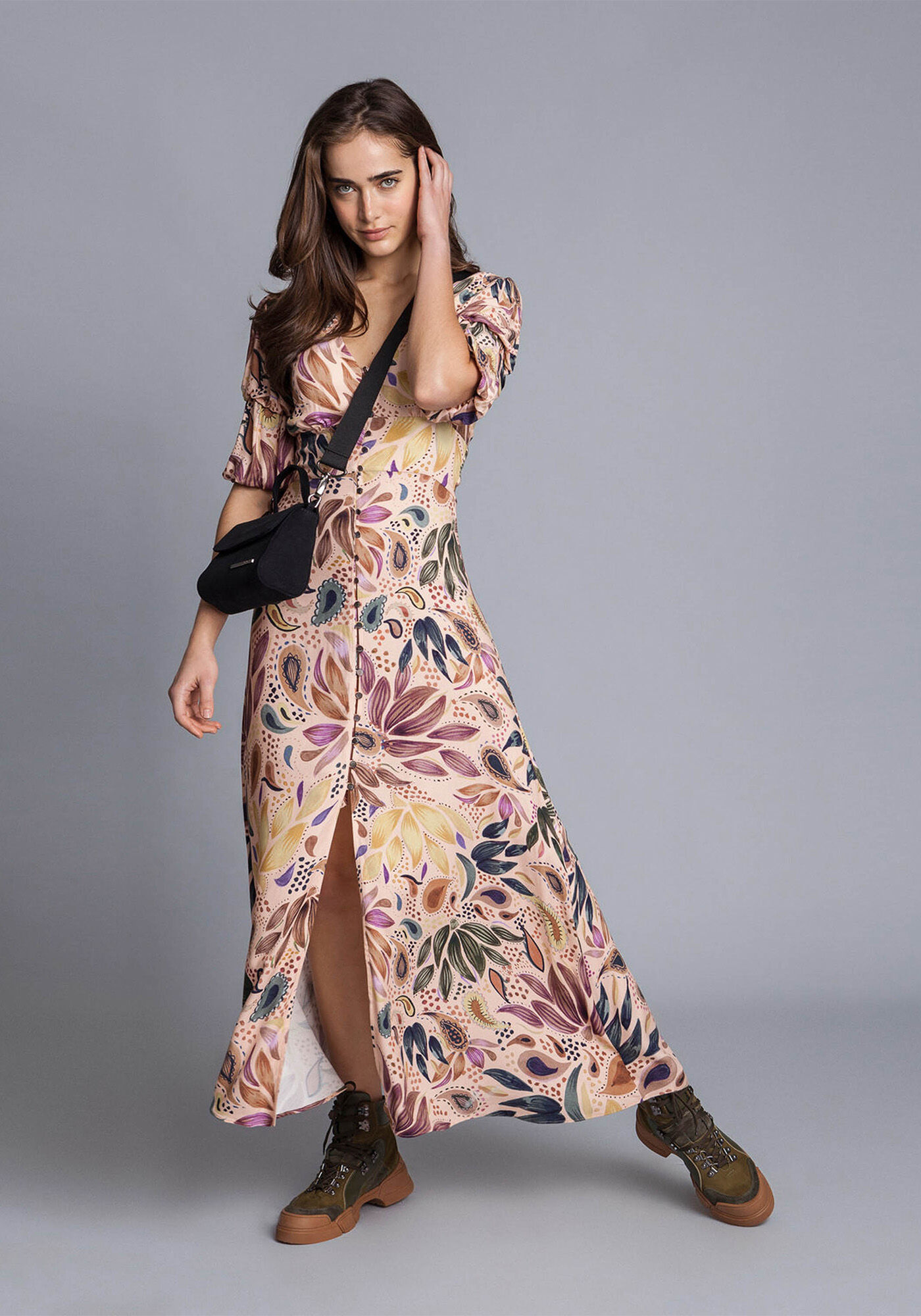 Vestido M&iacute;di Bot&otilde;es Fenda Estampa, , large.