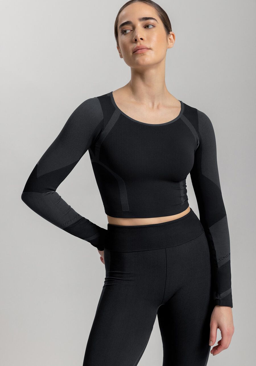 Blusa Cropped De Mangas Longas Em Malha Seamless Move, PRETO. Blusa Cropped De Mangas Longas Em Malha Seamless Move, PRETO, large.