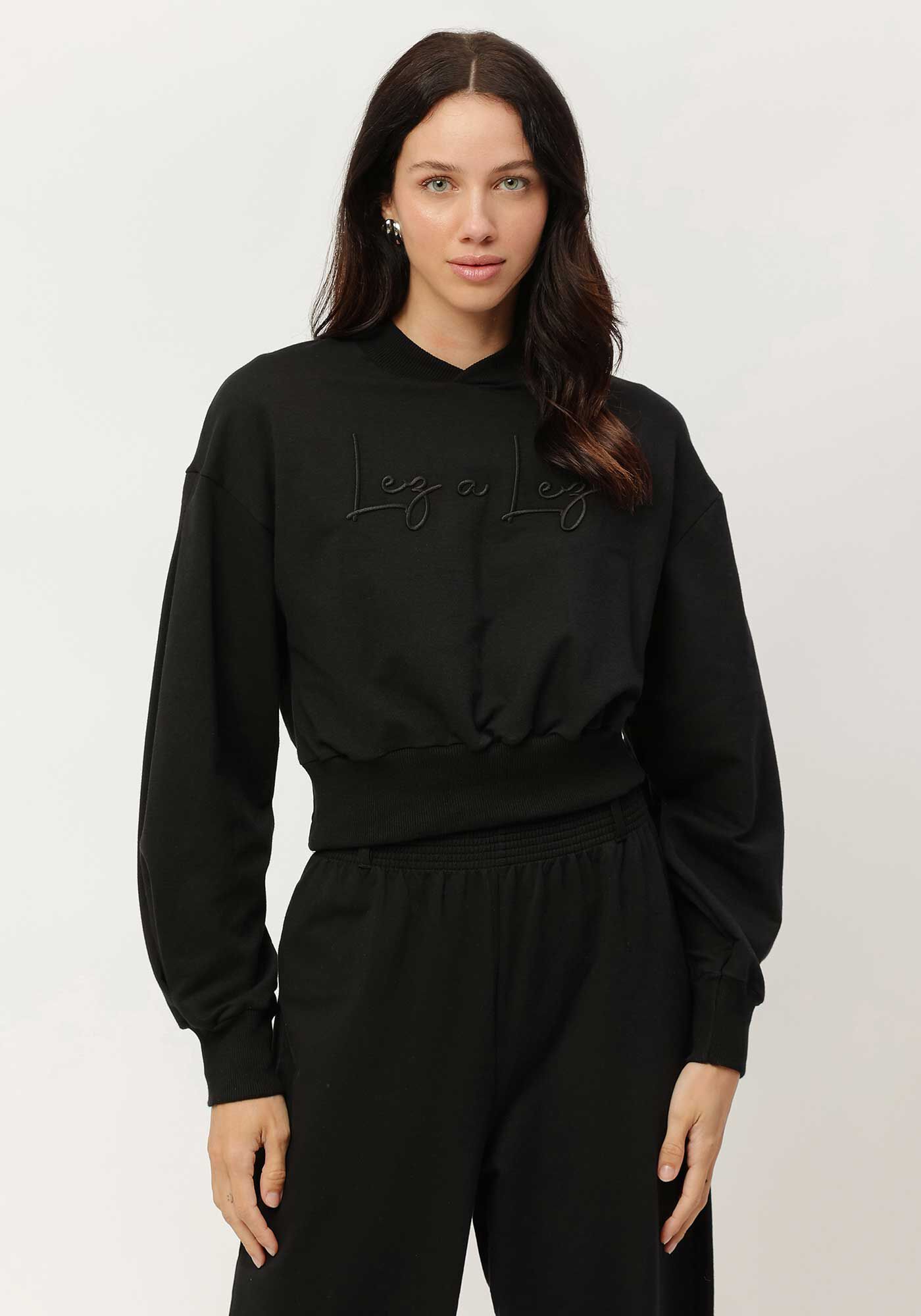 Blus&atilde;o Cropped em Molecotton com Bordado Lez a Lez, , large.