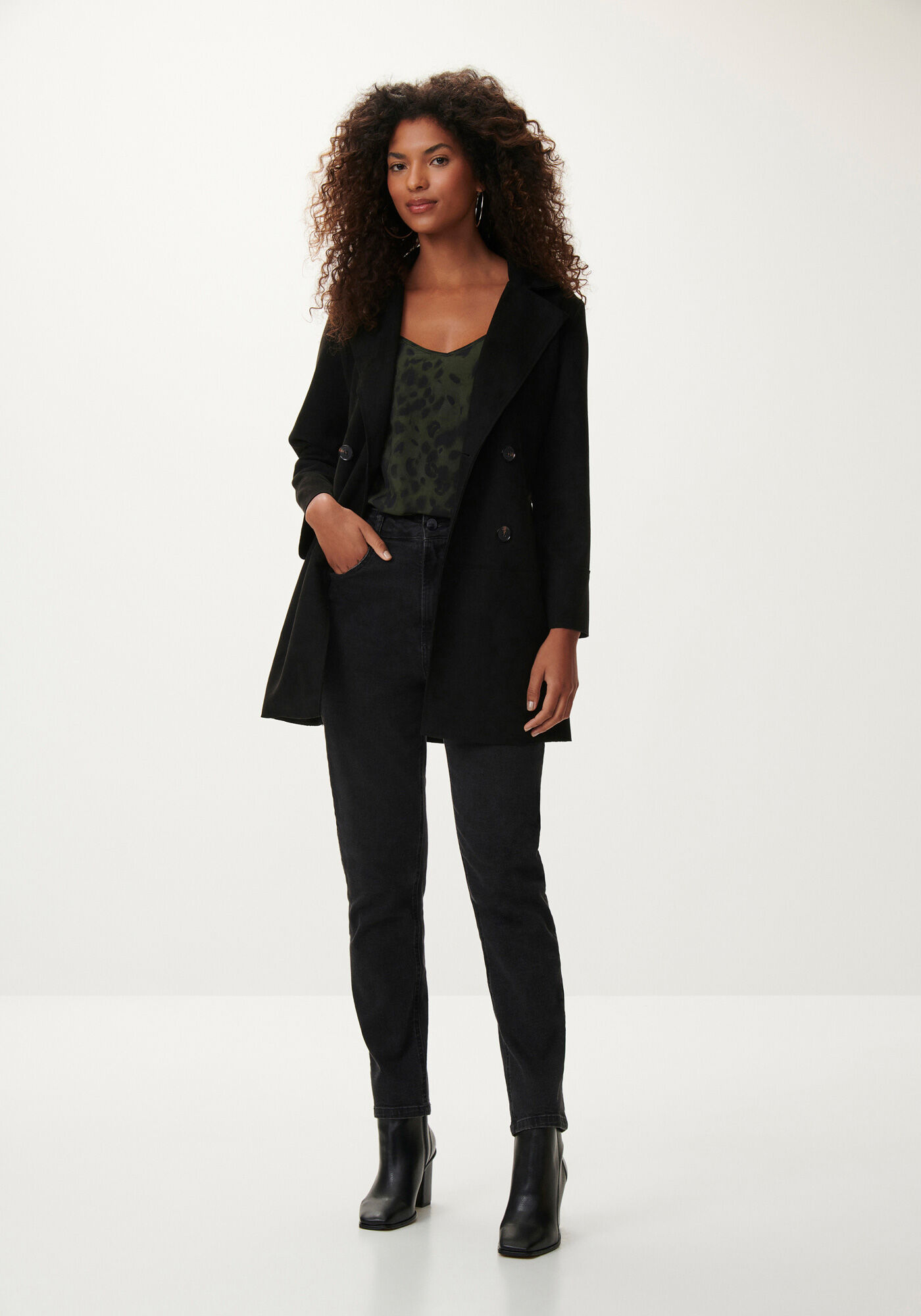 Blusa Estampada em Viscose com Decote V, , large.