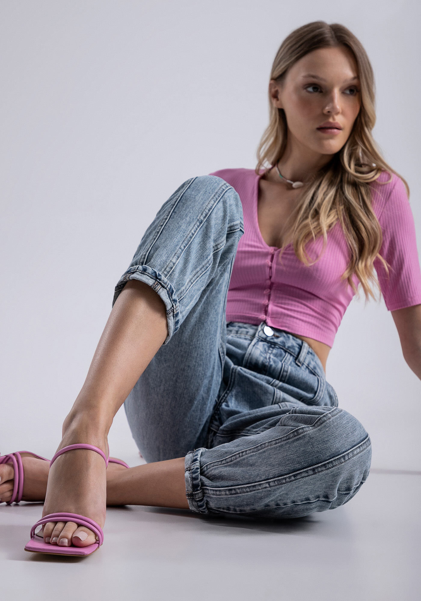 Cal&ccedil;a Jeans Mom Estonada com Pespontos, , large.