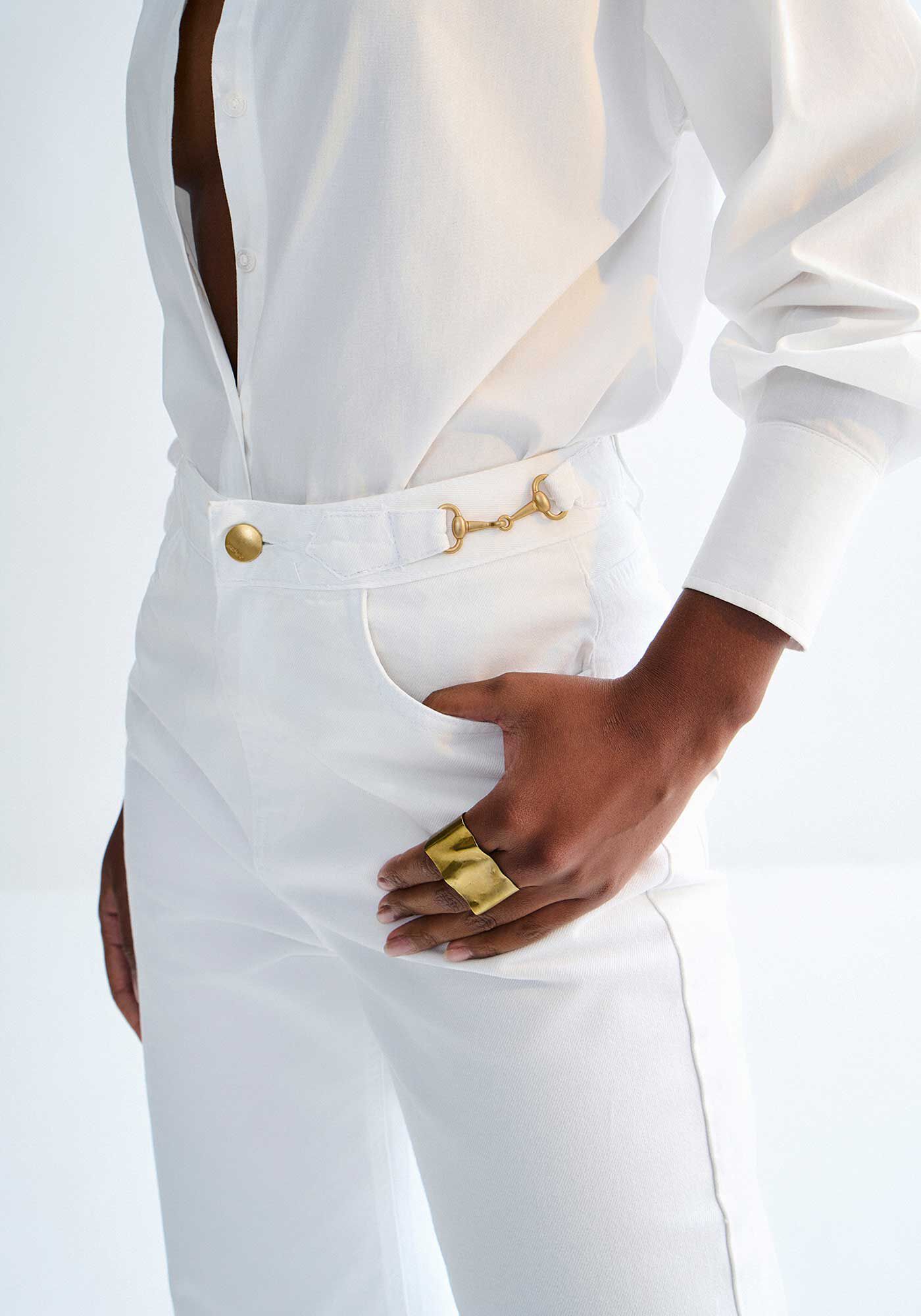 Cal&ccedil;a Sarja Reta Branca Cintura Alta com Detalhe C&oacute;s, , large.