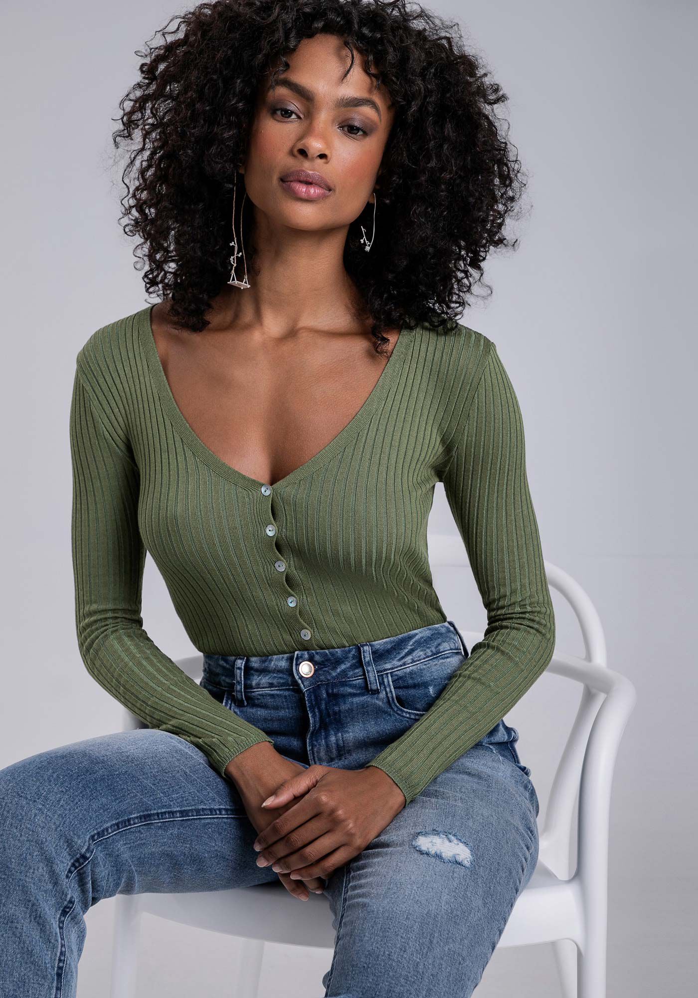 Cardigan em Tric&ocirc; com Decote V e Bot&otilde;es, , large.