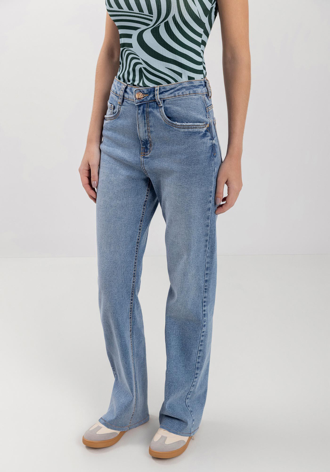 Cal&ccedil;a Jeans Reta Com Barra Desfiada E Elastano, , large.