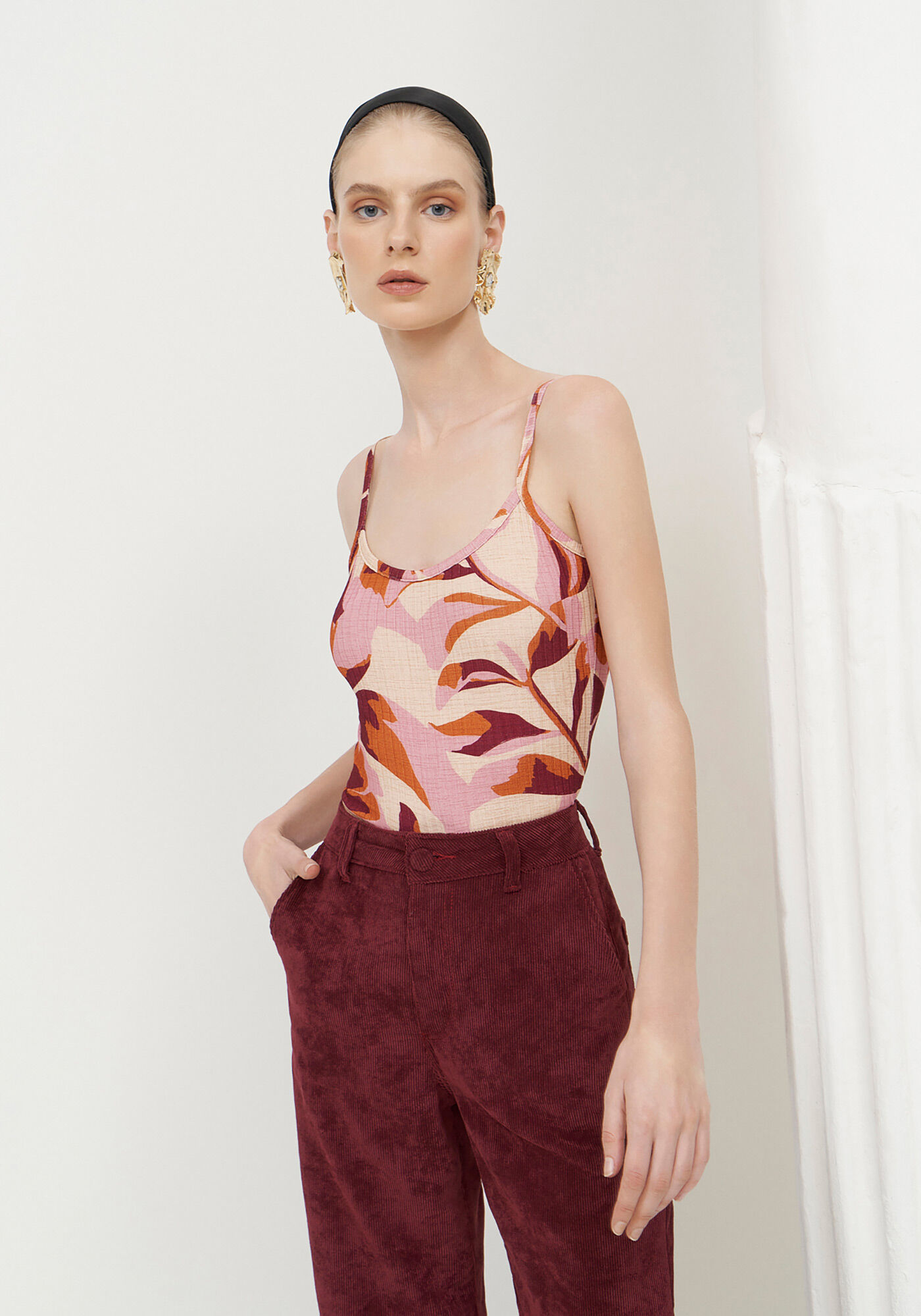 Blusa com Al&ccedil;as Canelada Estampada, PINK PETALS, large.