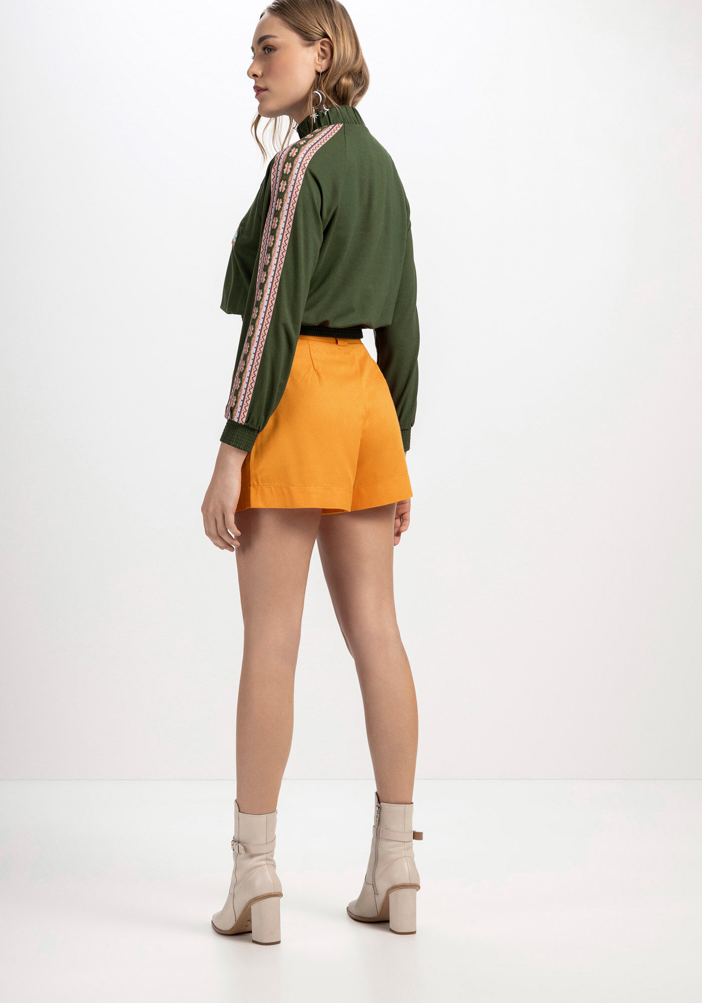 Blusa Manga Longa em Moletom com Bordado, VERDE TURFA, large.