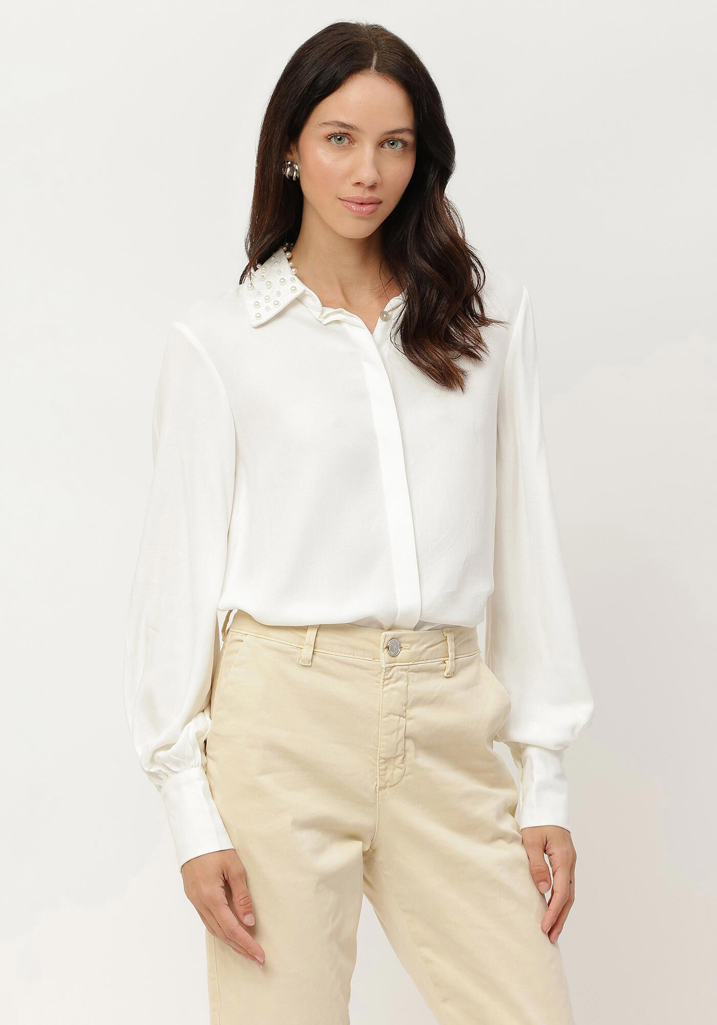 Camisa Manga Longa Bufante com P&eacute;rolas Gola, , large.