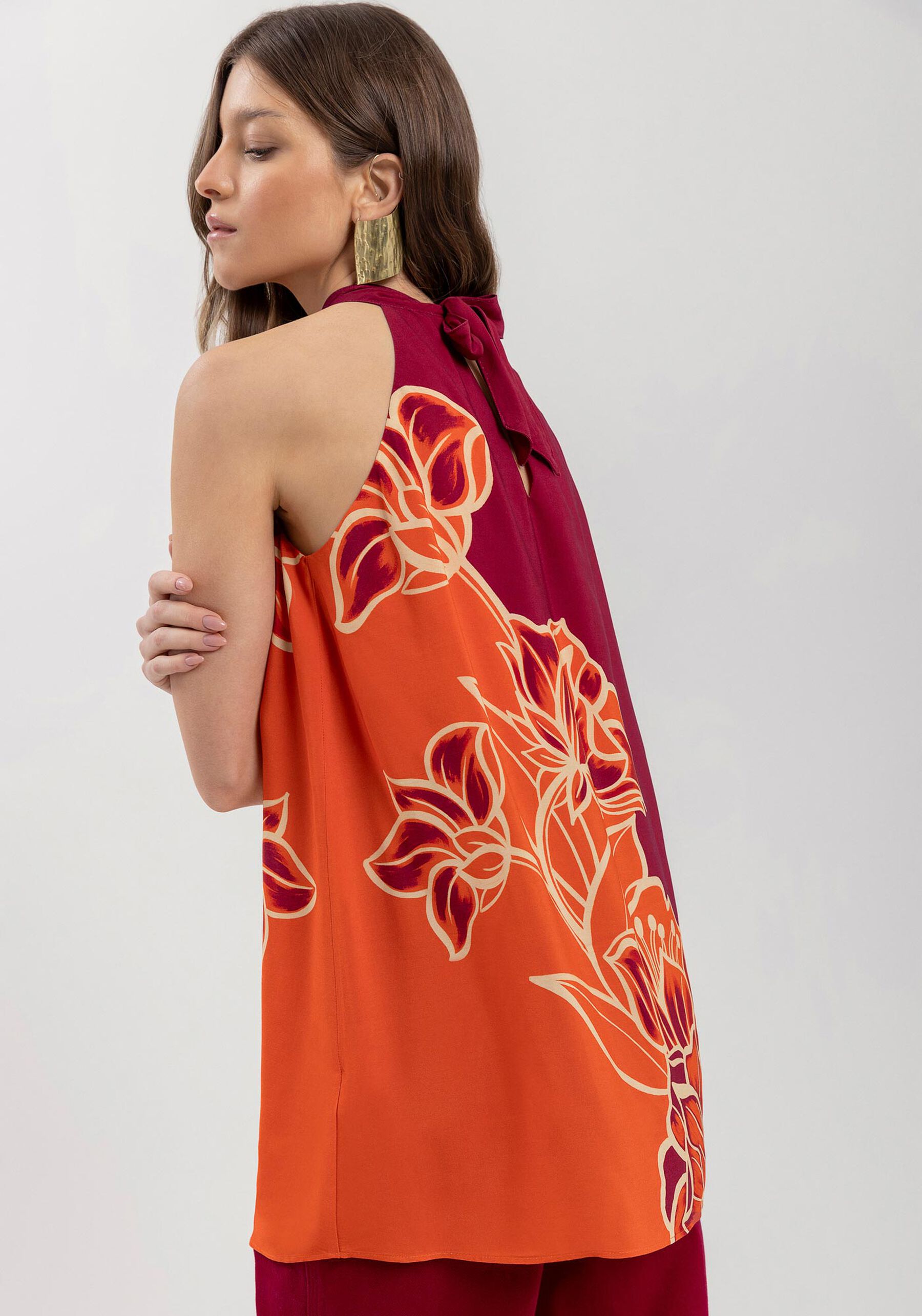 Blusa Alongada Estampada Sem Mangas Com Amarração, . Blusa Alongada Estampada Sem Mangas Com Amarração, , large.