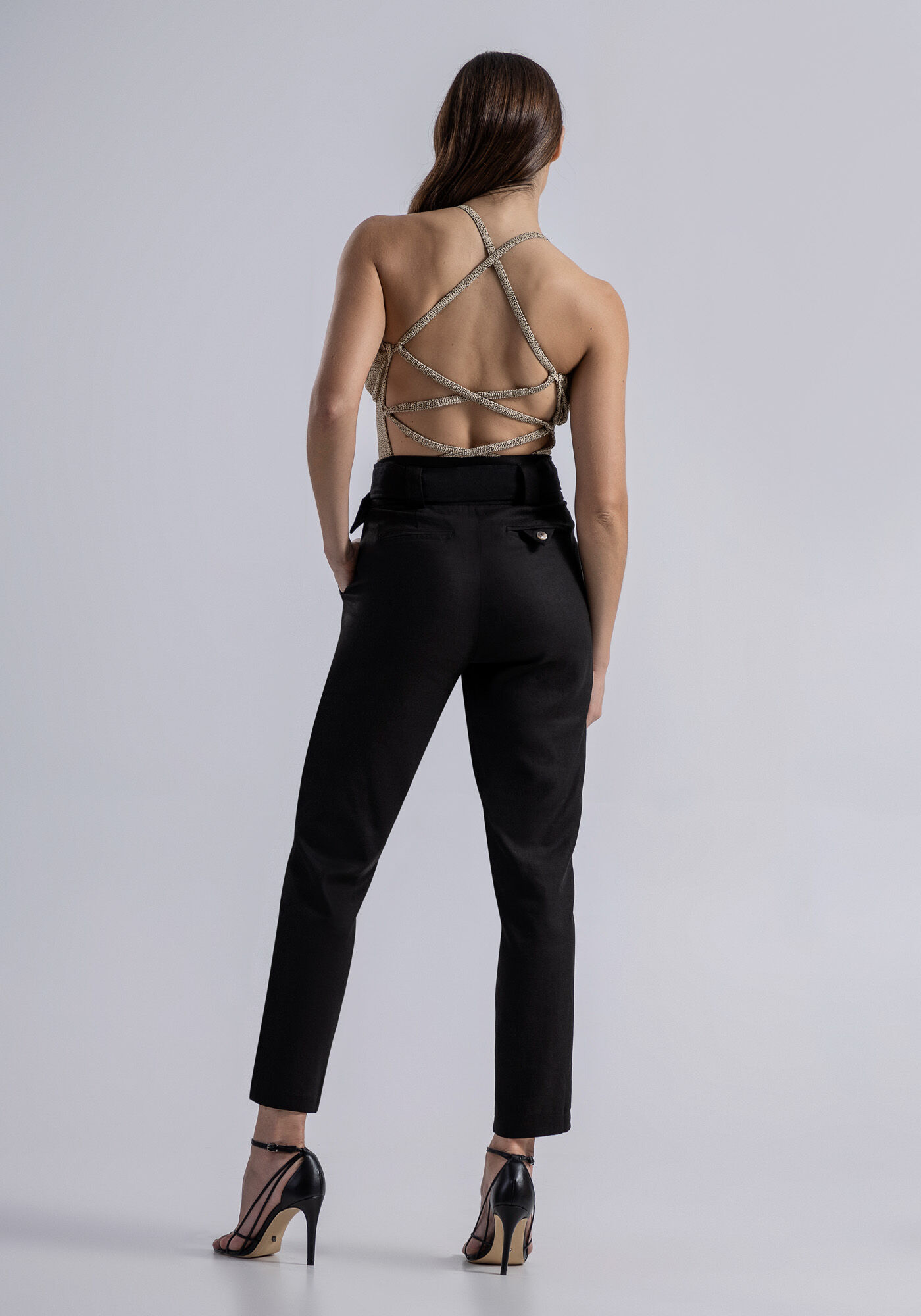 Blusa Busto Balon&ecirc; em Malha com Recorte Costas, , large.