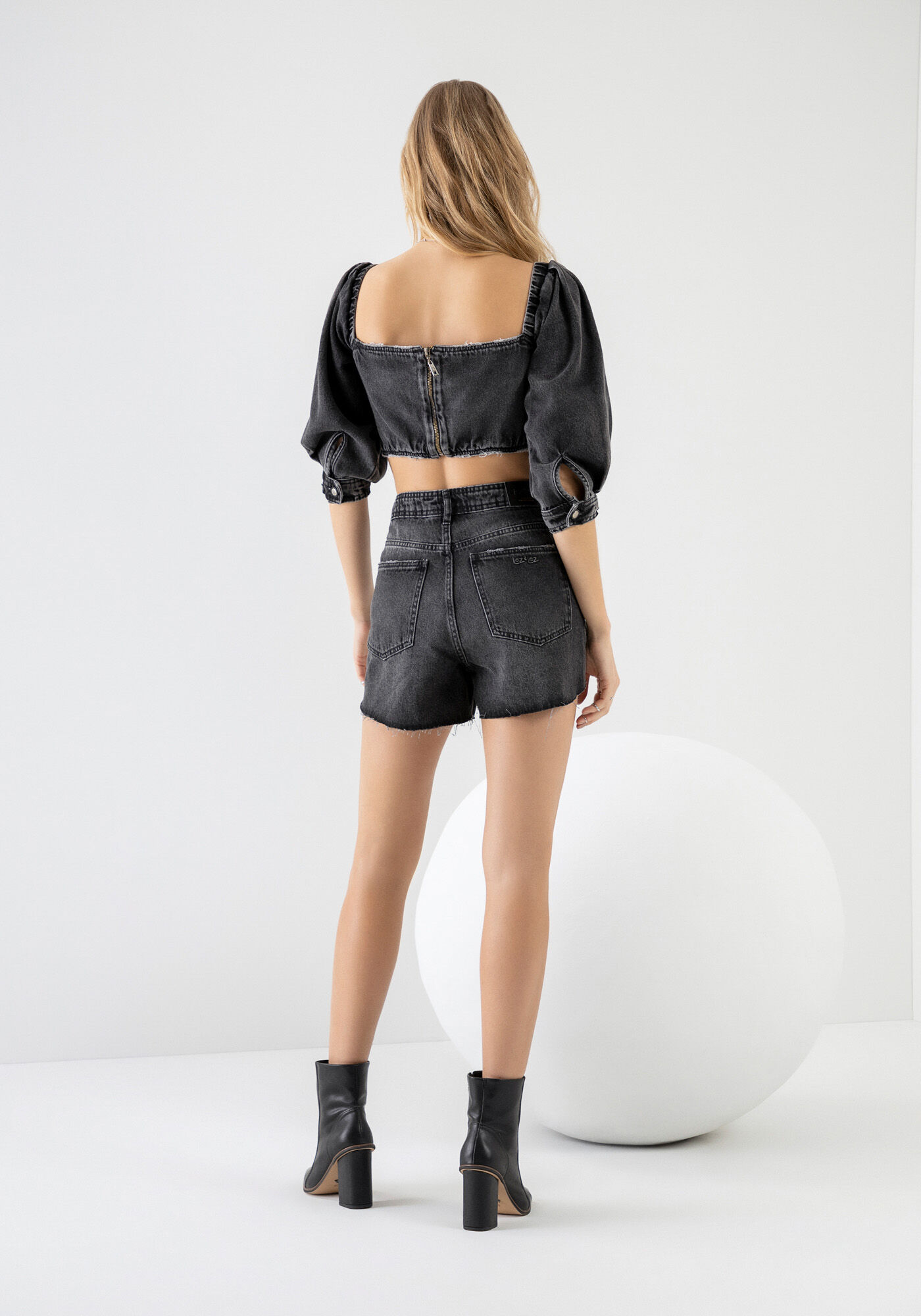 Blusa Jeans Preta com Manga 3/4 Bufante, PRETO REATIVO, large.