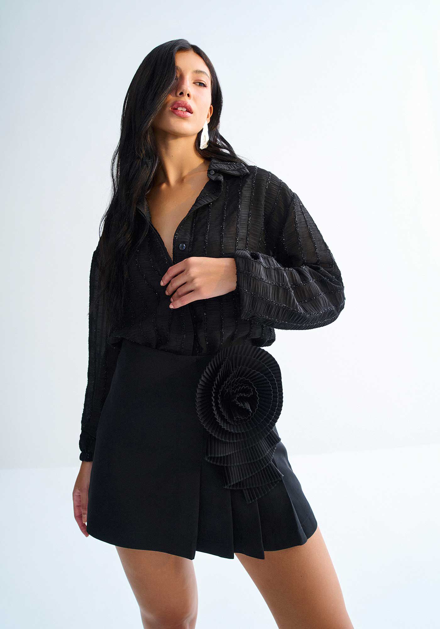 Camisa Manga Longa em Tecido Texturizado com Brilho, , large.