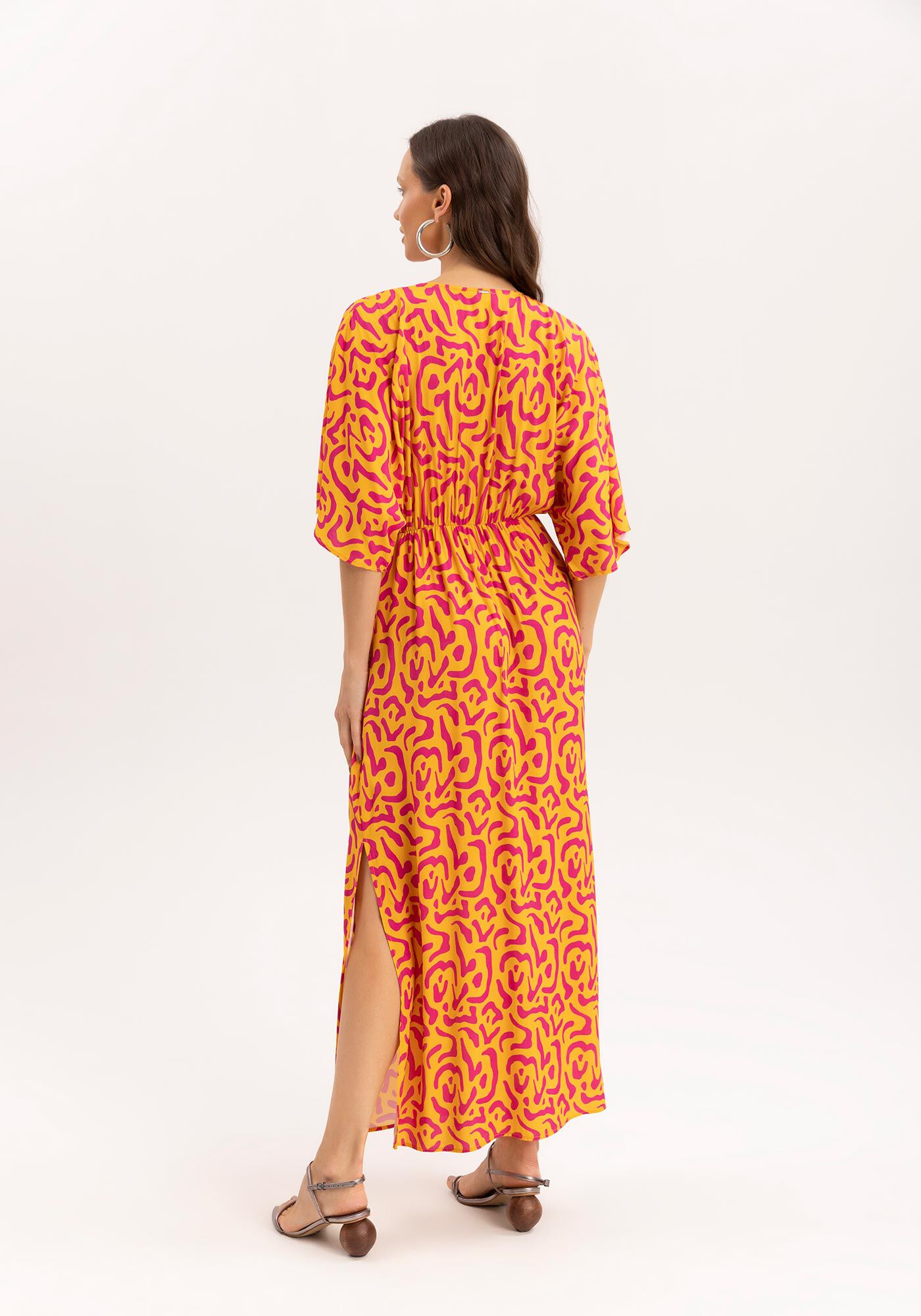 Vestido Midi Alongado Animal Print com Aviamento Decote, , large.