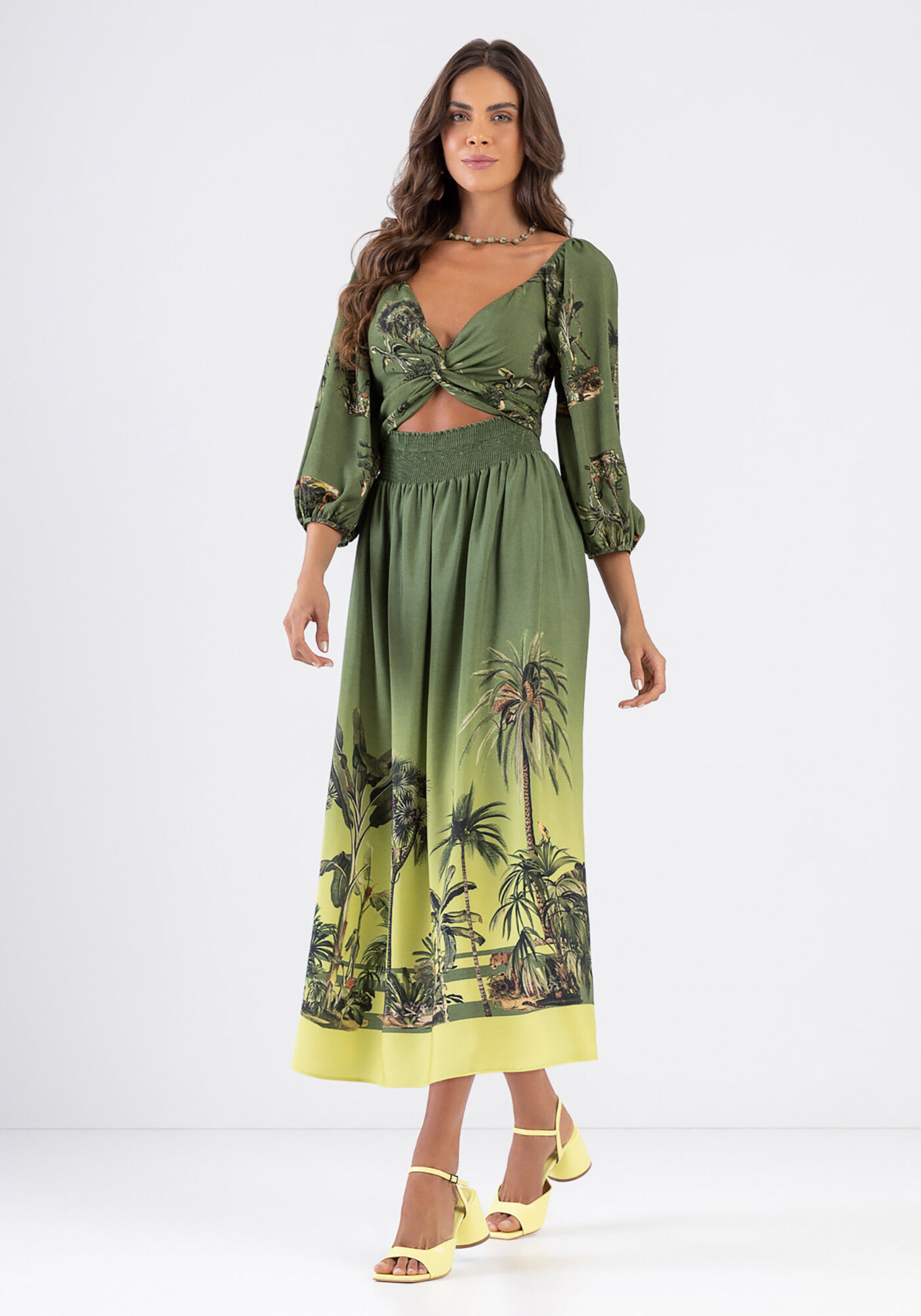 Vestido Manga 3/4 com Decote Transpassado, , large.