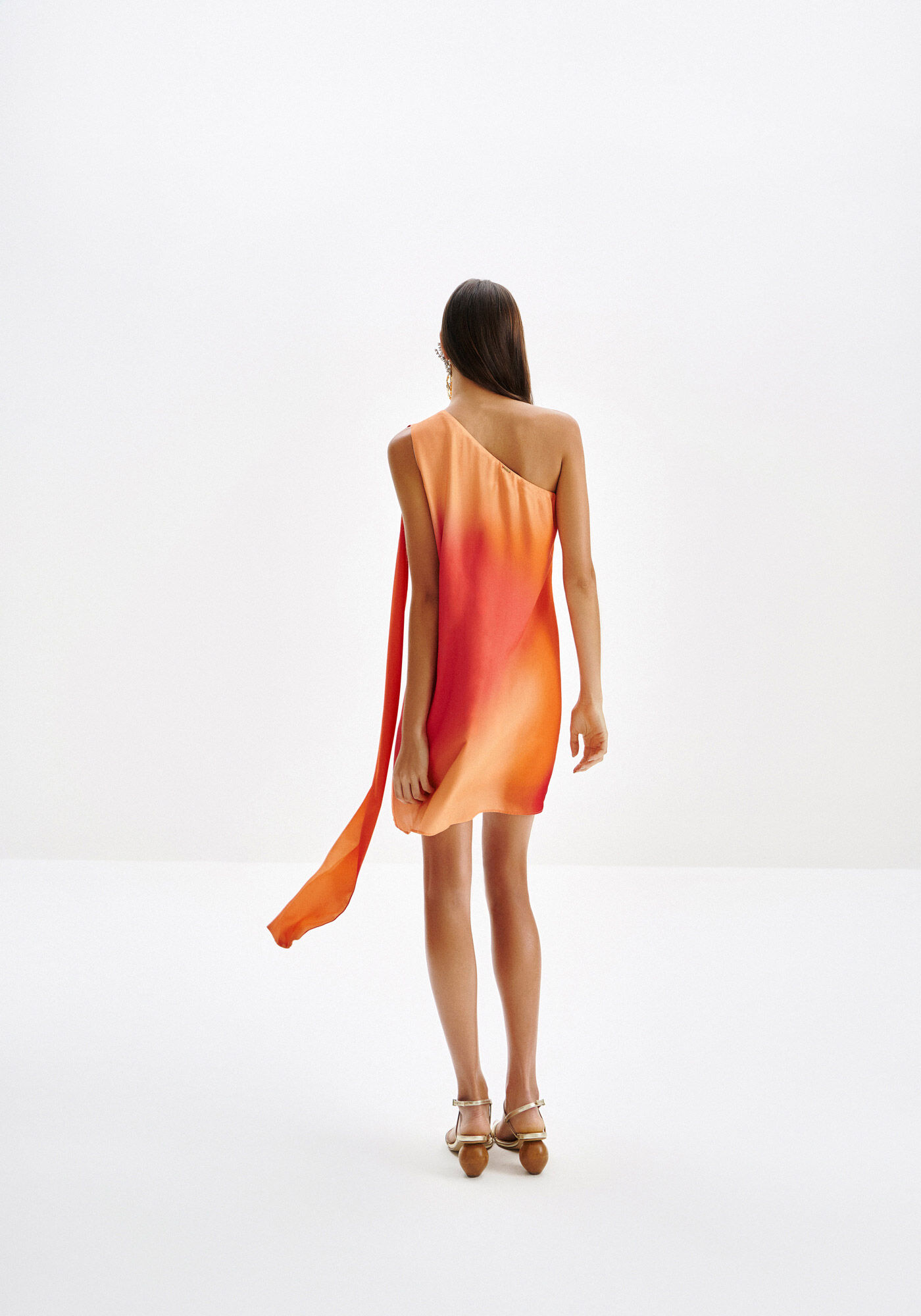 Vestido Curto Degrad&ecirc; com M&aacute;xi Faixa, , large.