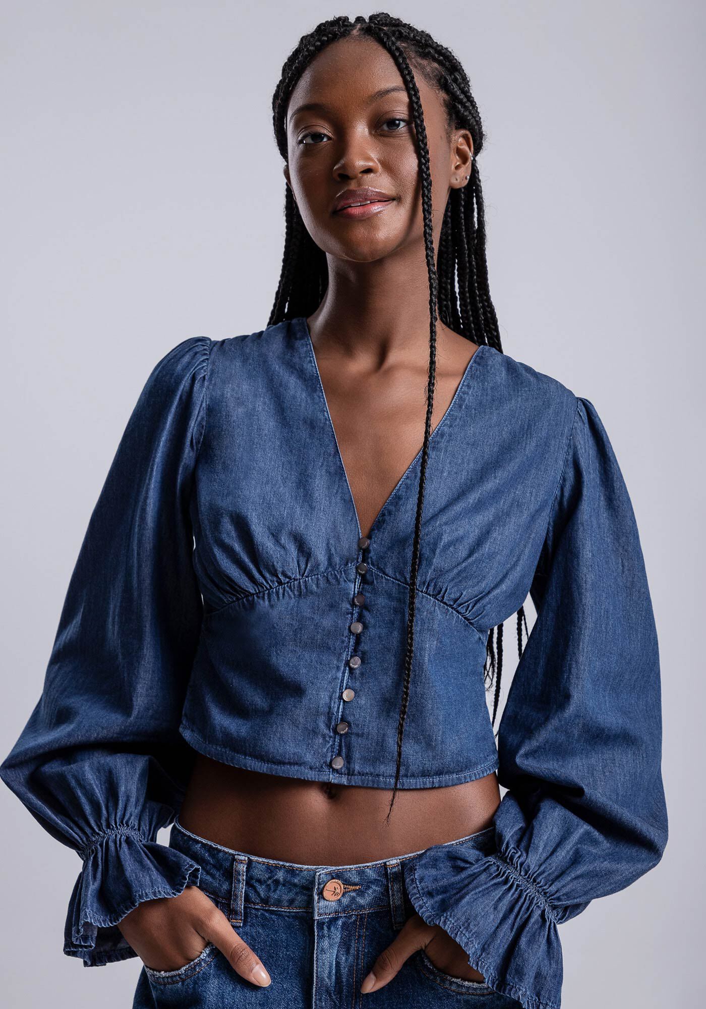 Blusa jeans com babado outlet