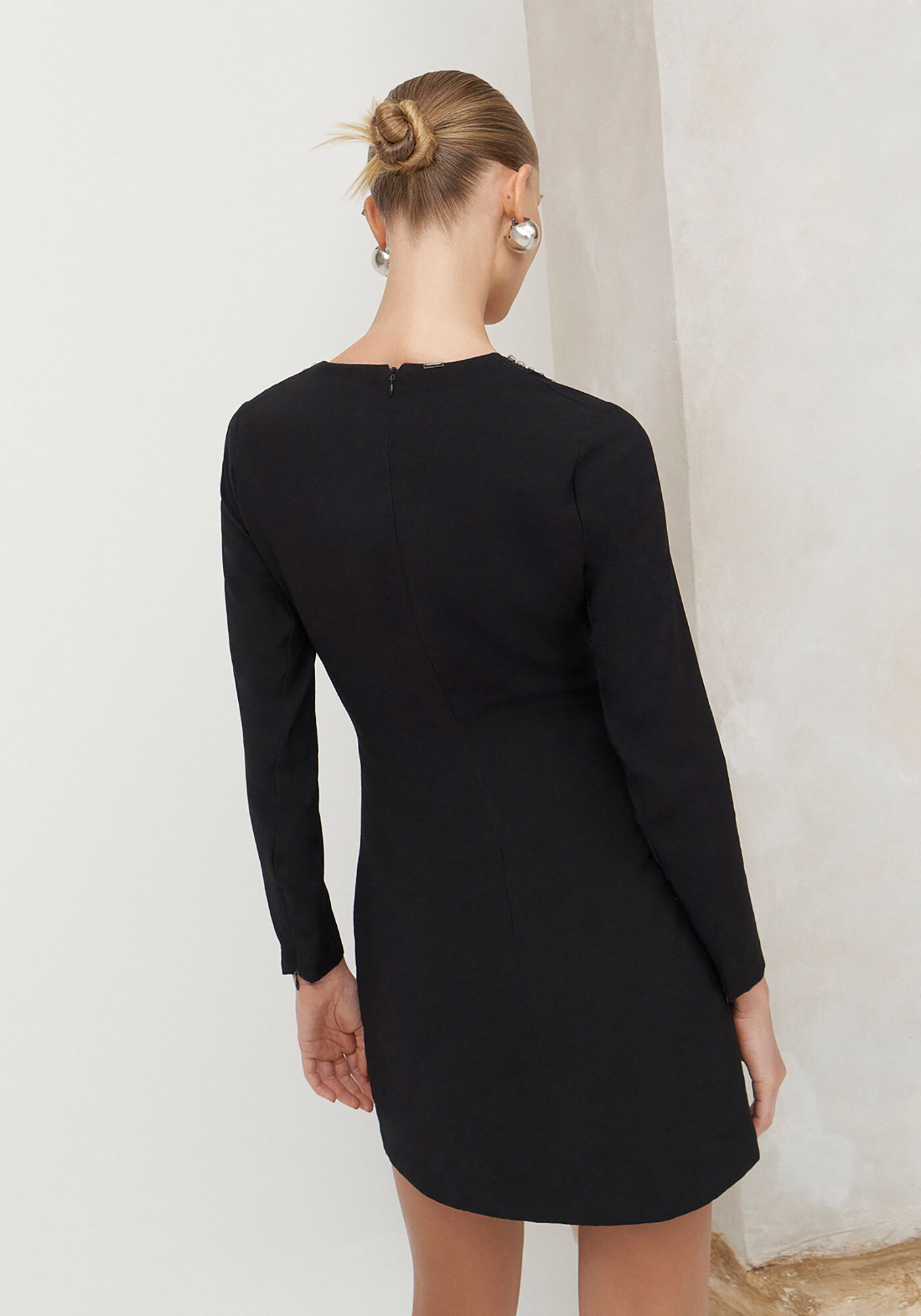 Vestido Curto Manga Longa com Strass, , large.