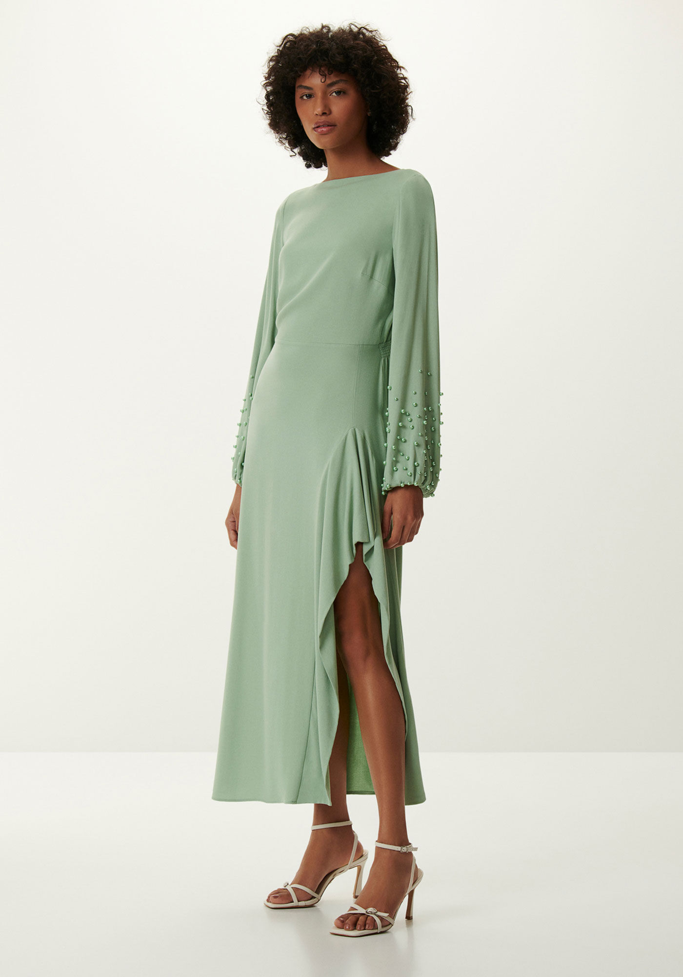 Vestido midi manga store longa com fenda