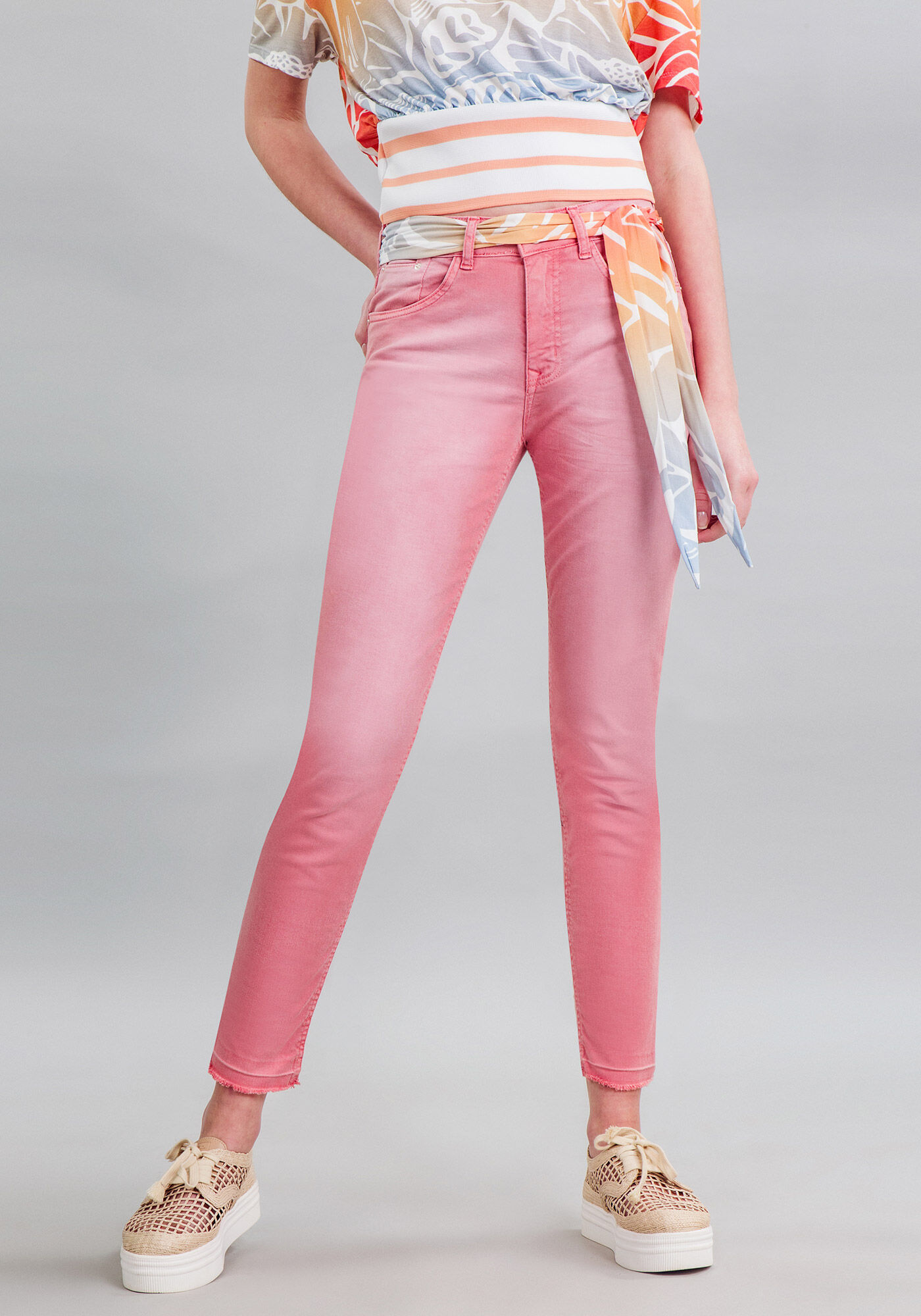 Cal&ccedil;a Sarja Com Elastano Cropped Bali, , large.