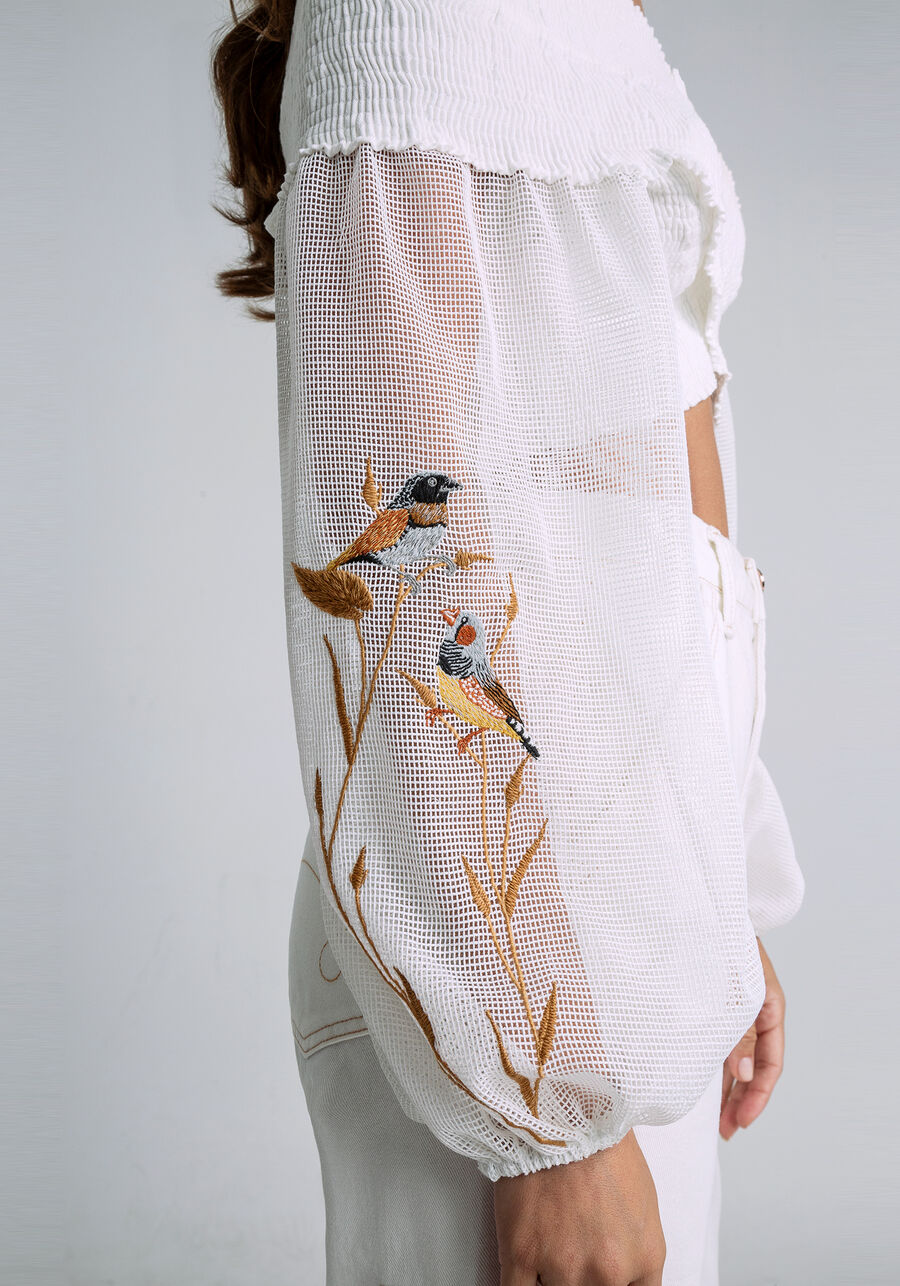 Blusa Cropped Manga Bufante Bordado, BRANCO OFF WHITE. Blusa Cropped Manga Bufante Bordado, BRANCO OFF WHITE, large.