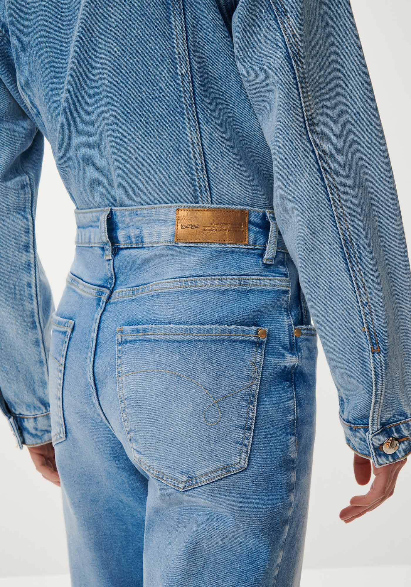 Cal&ccedil;a Jeans Mom Cropped Super Altra Destroyed, , large.