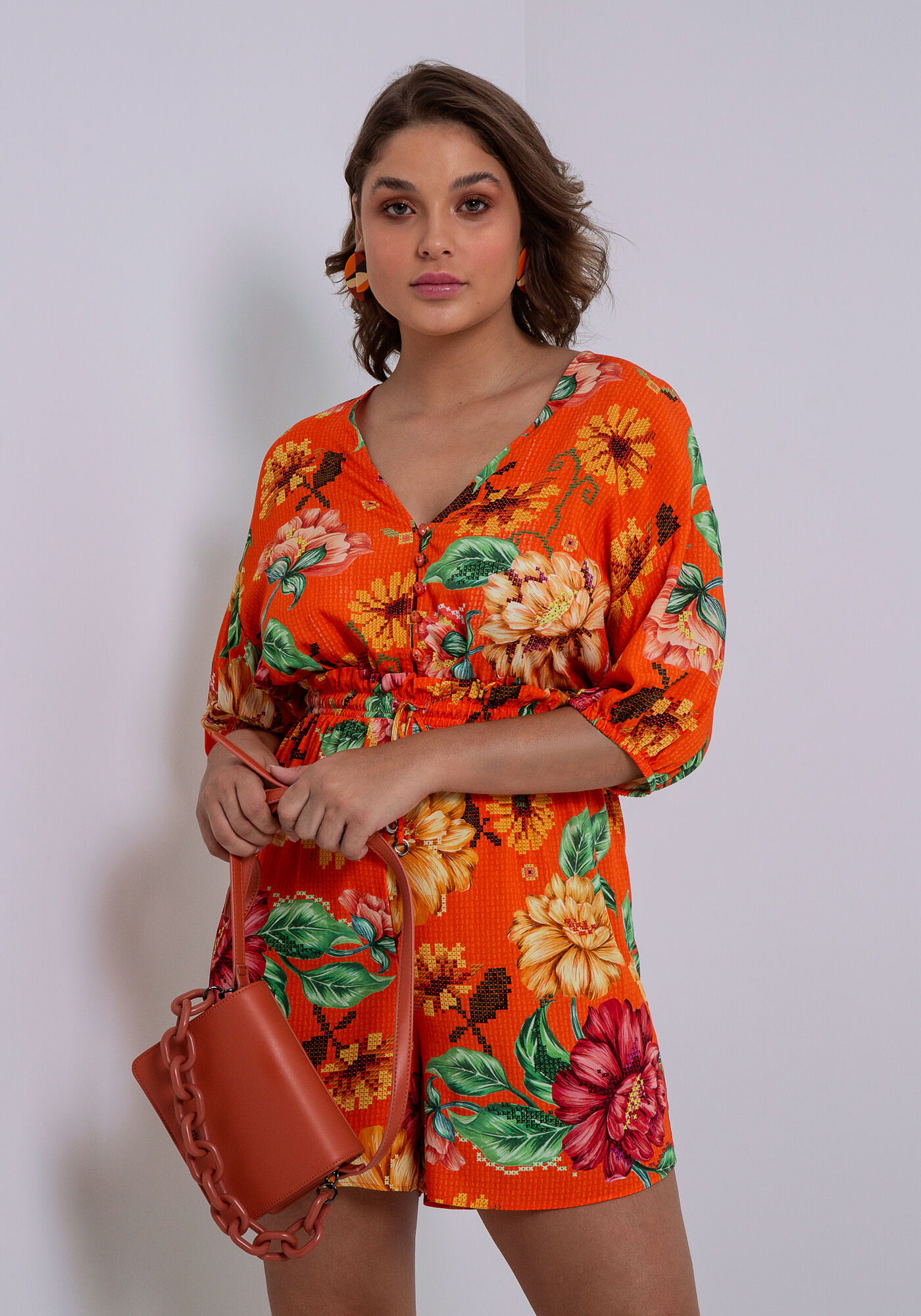 Macacão curto estampado de viscose outlet