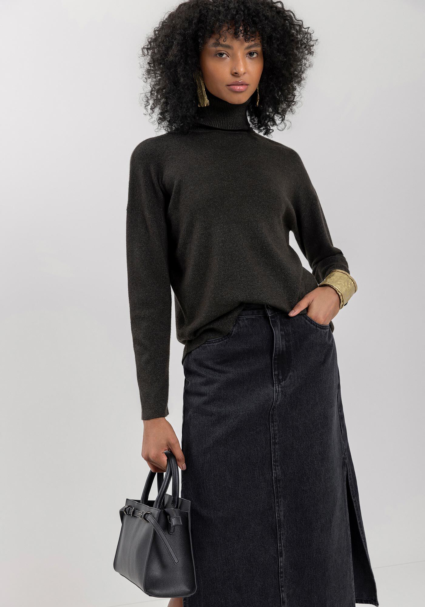 Blus&atilde;o B&aacute;sico De Mangas Longas Em Malha De Tric&ocirc;, PRETO, large.