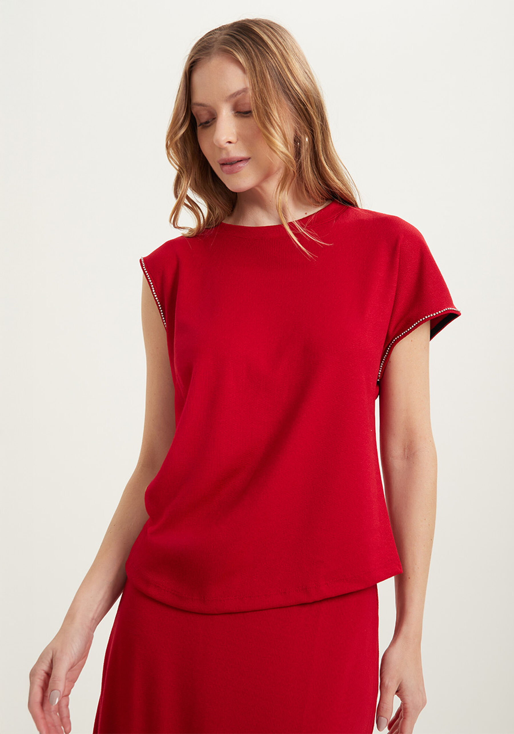 Blusa De Malha Com Manga Única E Aplicações De Strass, . Blusa De Malha Com Manga Única E Aplicações De Strass, , large.
