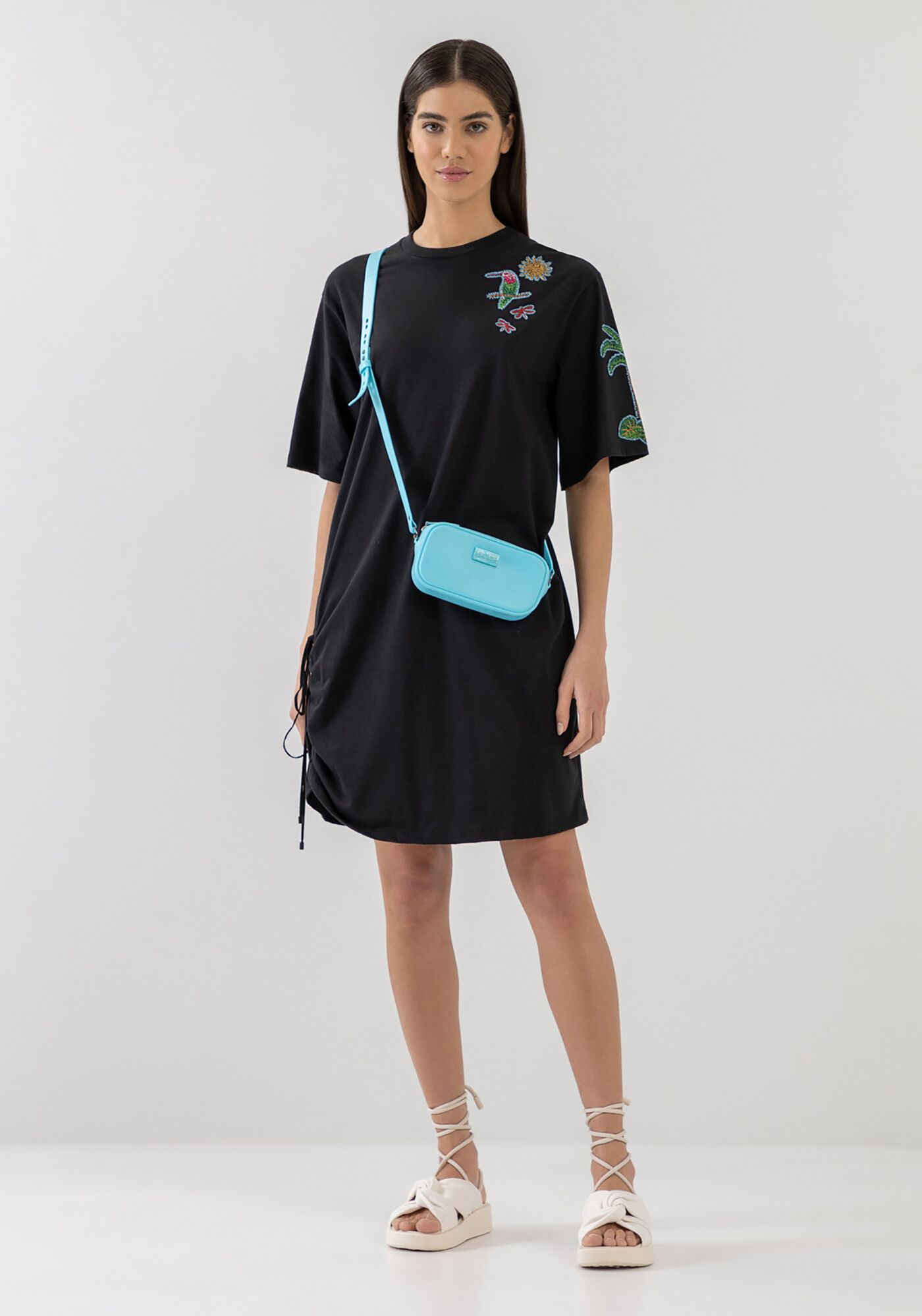 Vestido Bordado em Malha com Amarra&ccedil;&atilde;o Barra, , large.