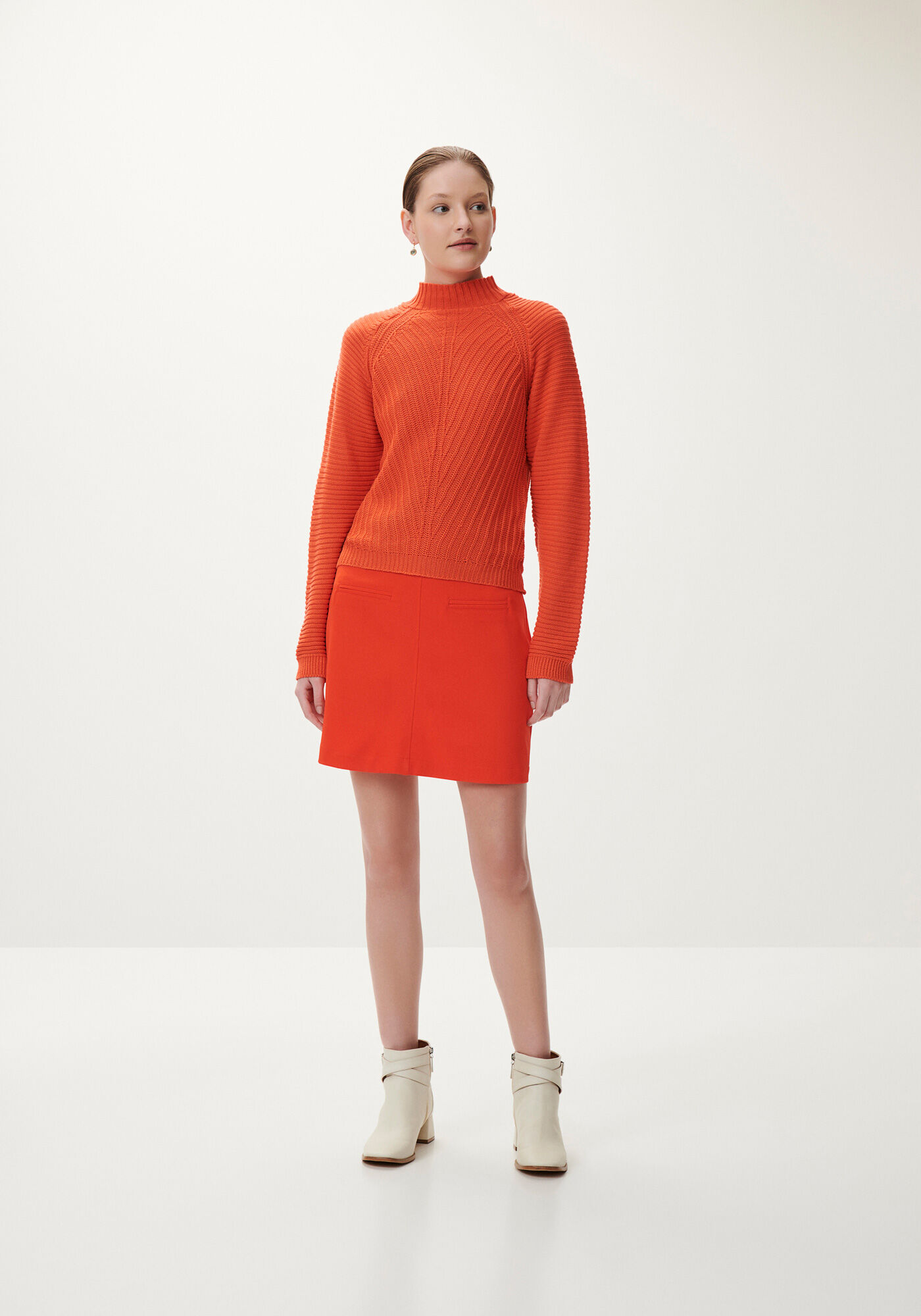 Blus&atilde;o em Tric&ocirc; Texturizado com Gola Alta, LARANJA MEXICO, large.