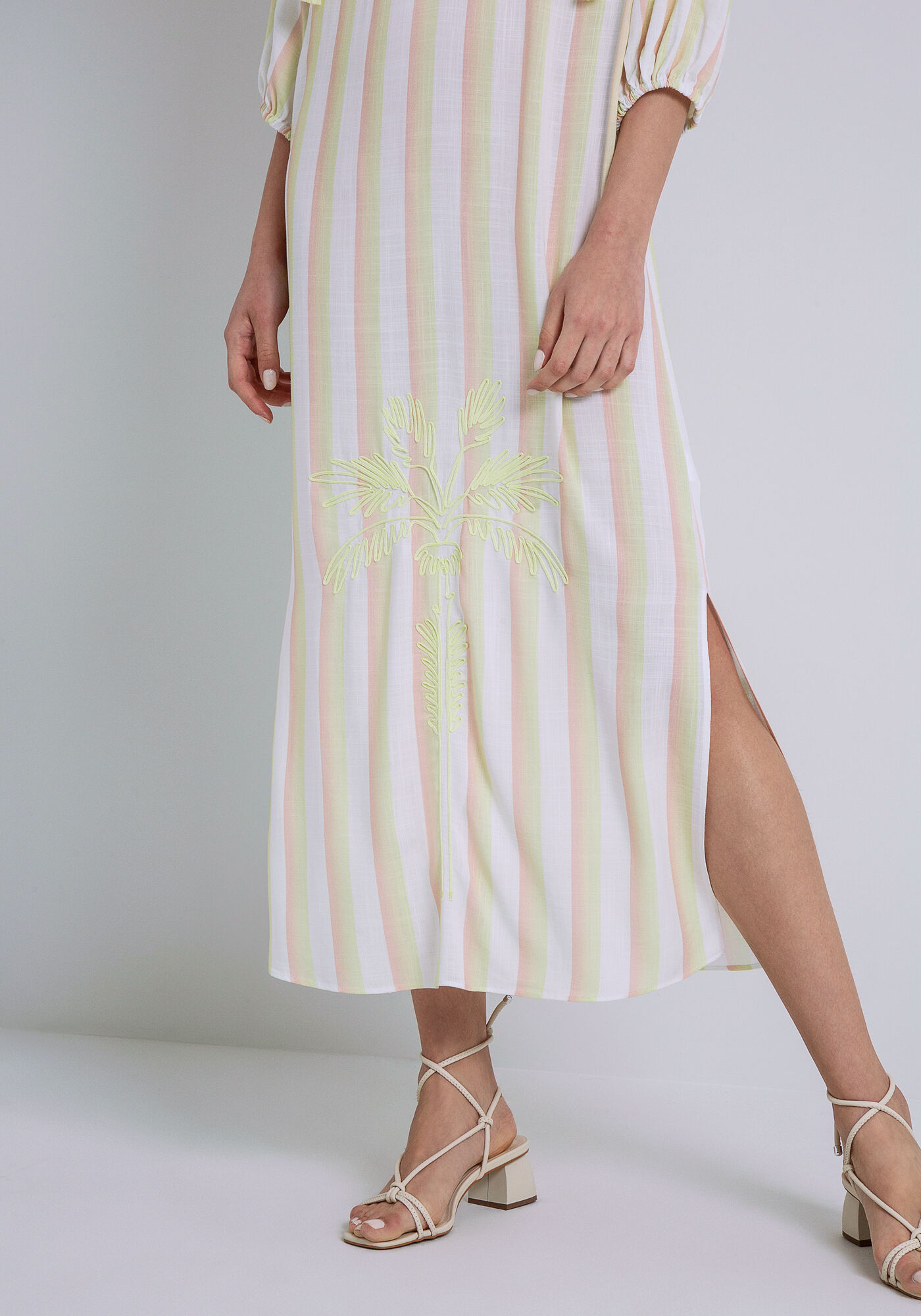 Vestido Midi em Tecido Rayon Twill com Fendas, BELO JARDIM, large.