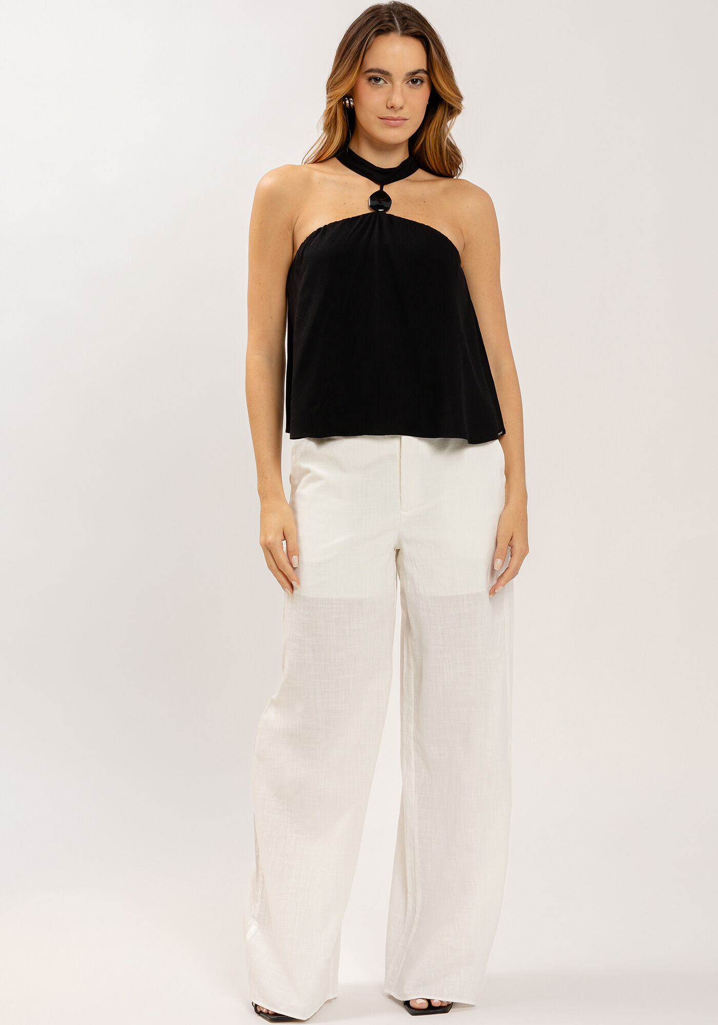 Blusa em Viscose com Gola Alta e Pedra, , large.