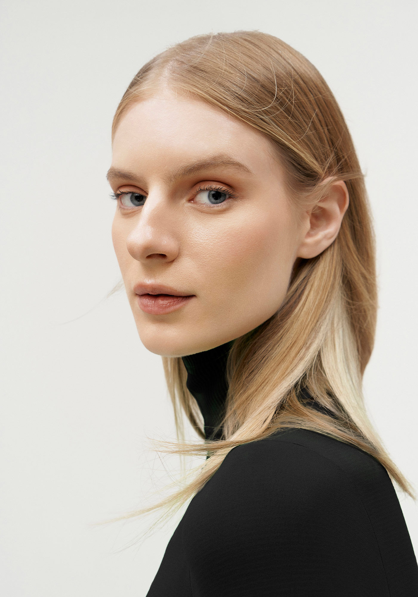 Blusa Manga Longa Basic com Gola Alta, PRETO REATIVO, large.