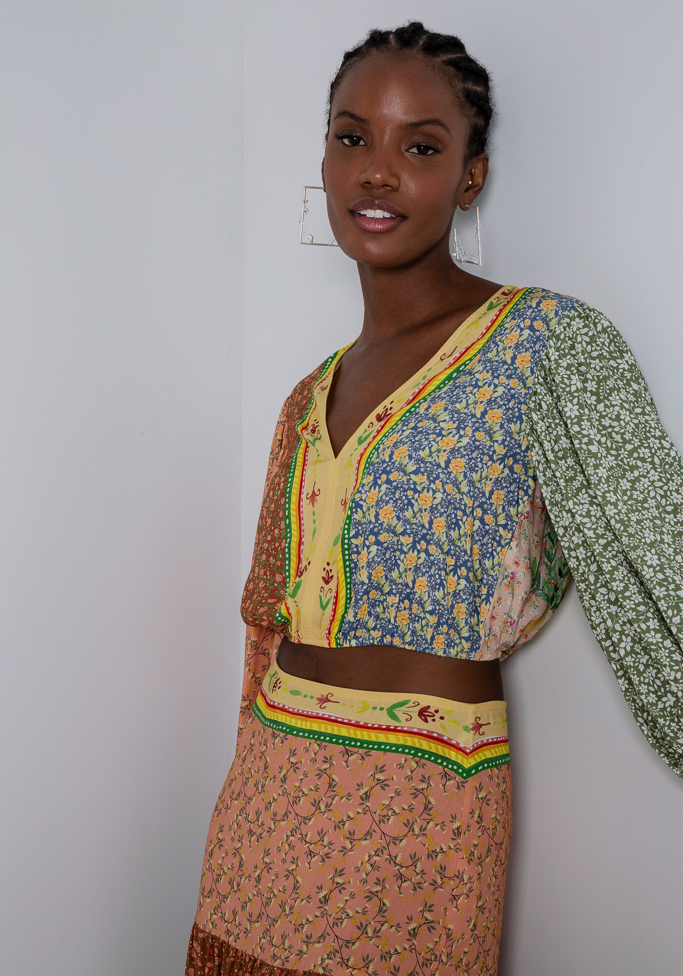 Blusa Cropped com Manga 3/4 Bufante, DOCE LAR, large.