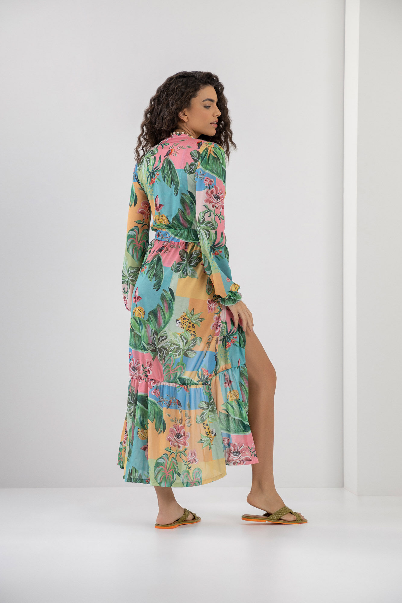 Saida de praia hotsell manga longa estampada