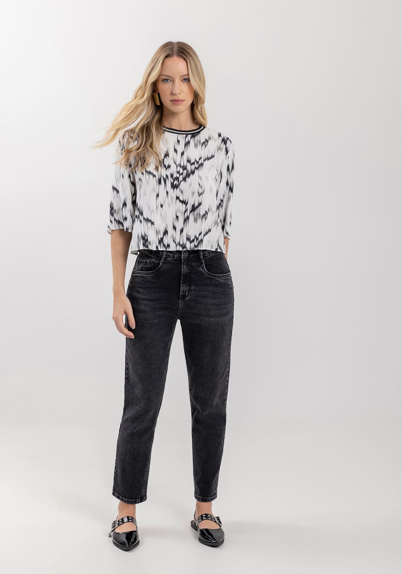 Cal&ccedil;a Mom Jeans Com Cintura Alta E Passantes No C&oacute;s, JEANS, large.