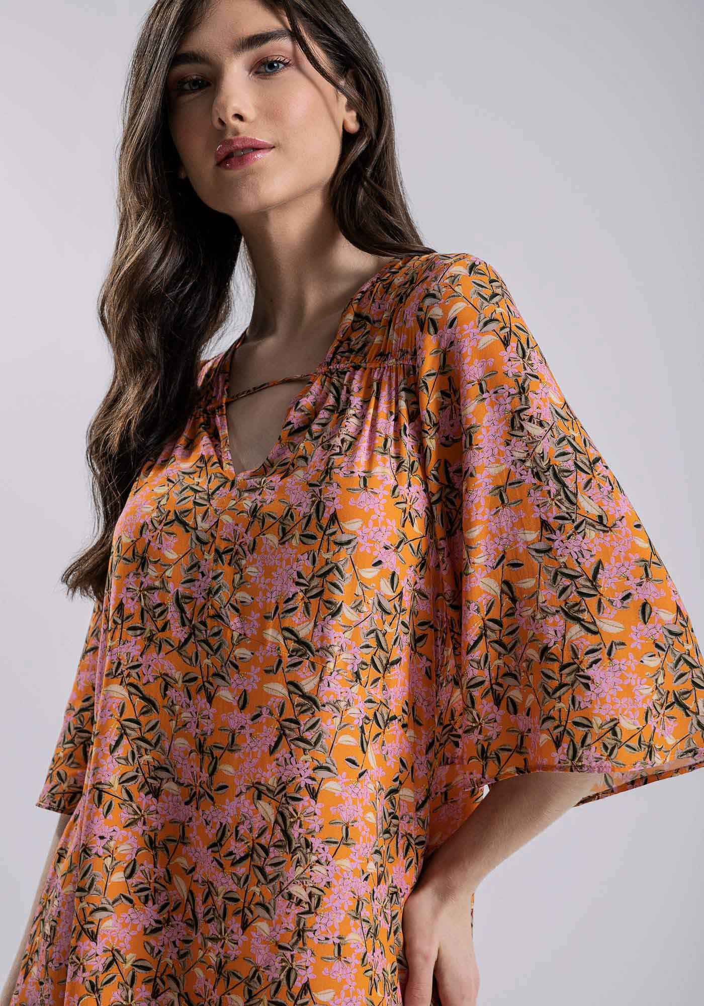 Vestido Curto Amplo Viscose com Franzido, FLORISTA, large.