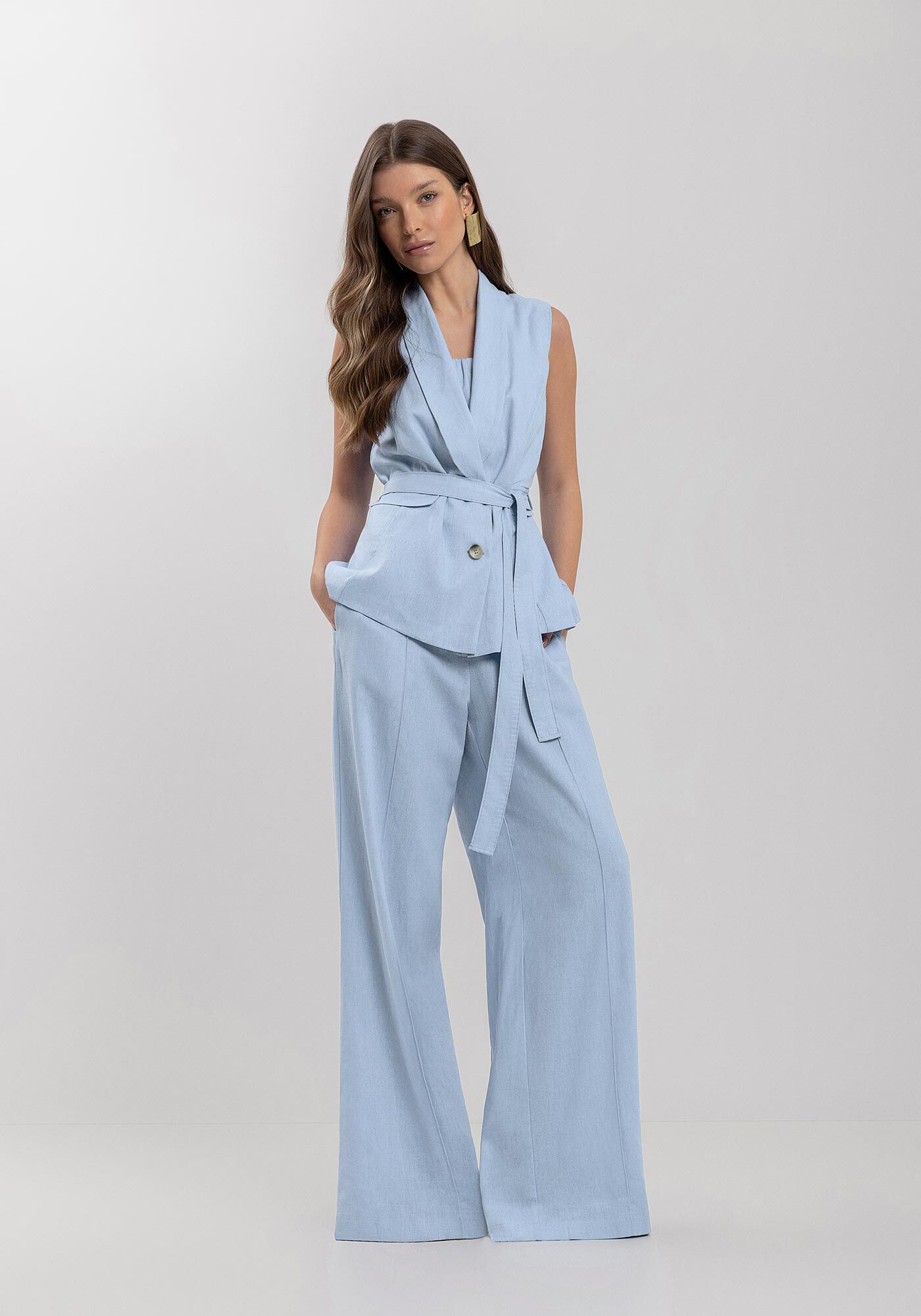 Colete Em Alfaiataria Com Passantes E Bot&atilde;o Frontal, , large.