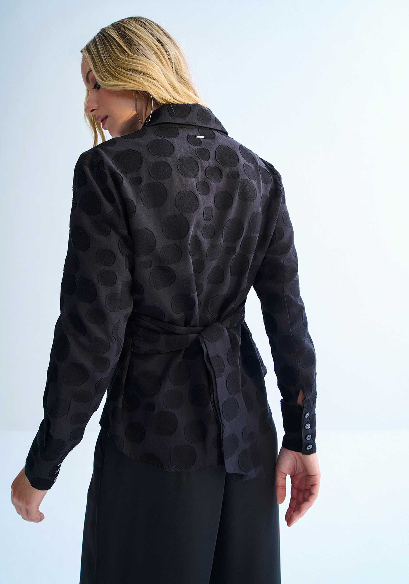 Camisa Manga Longa em Algod&atilde;o Po&aacute; com Amarra&ccedil;&atilde;o Costas, , large.