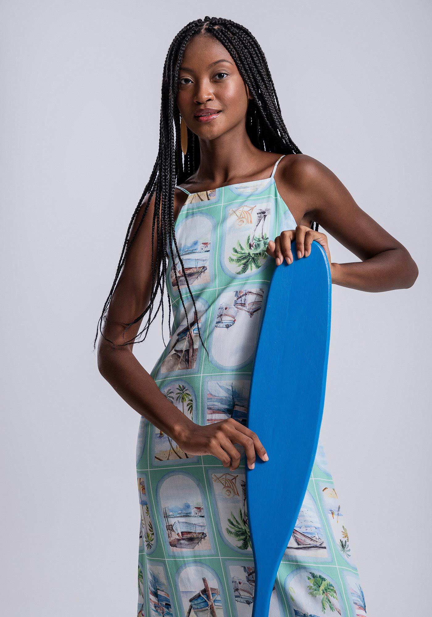 Vestido com Al&ccedil;as Midi em Viscose Detalhe Costas, VISTA, large.