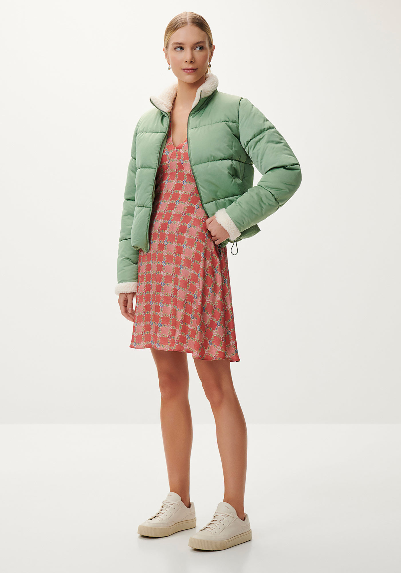 Vestido Curto Estampado com Manga Bufante, JARDIM IMPERIAL, large.