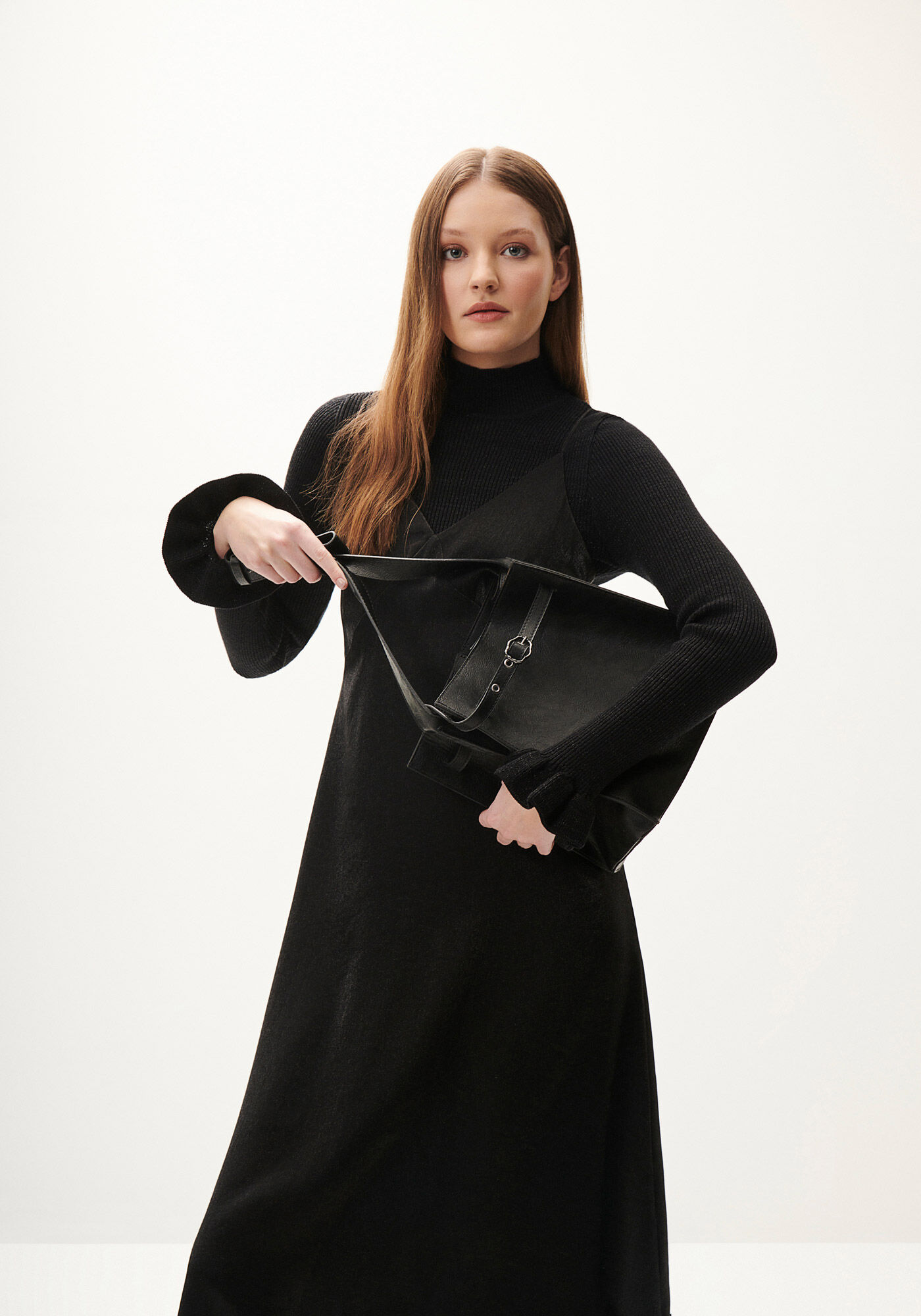 Bolsa M&eacute;dia Al&ccedil;a Tiracolo, , large.