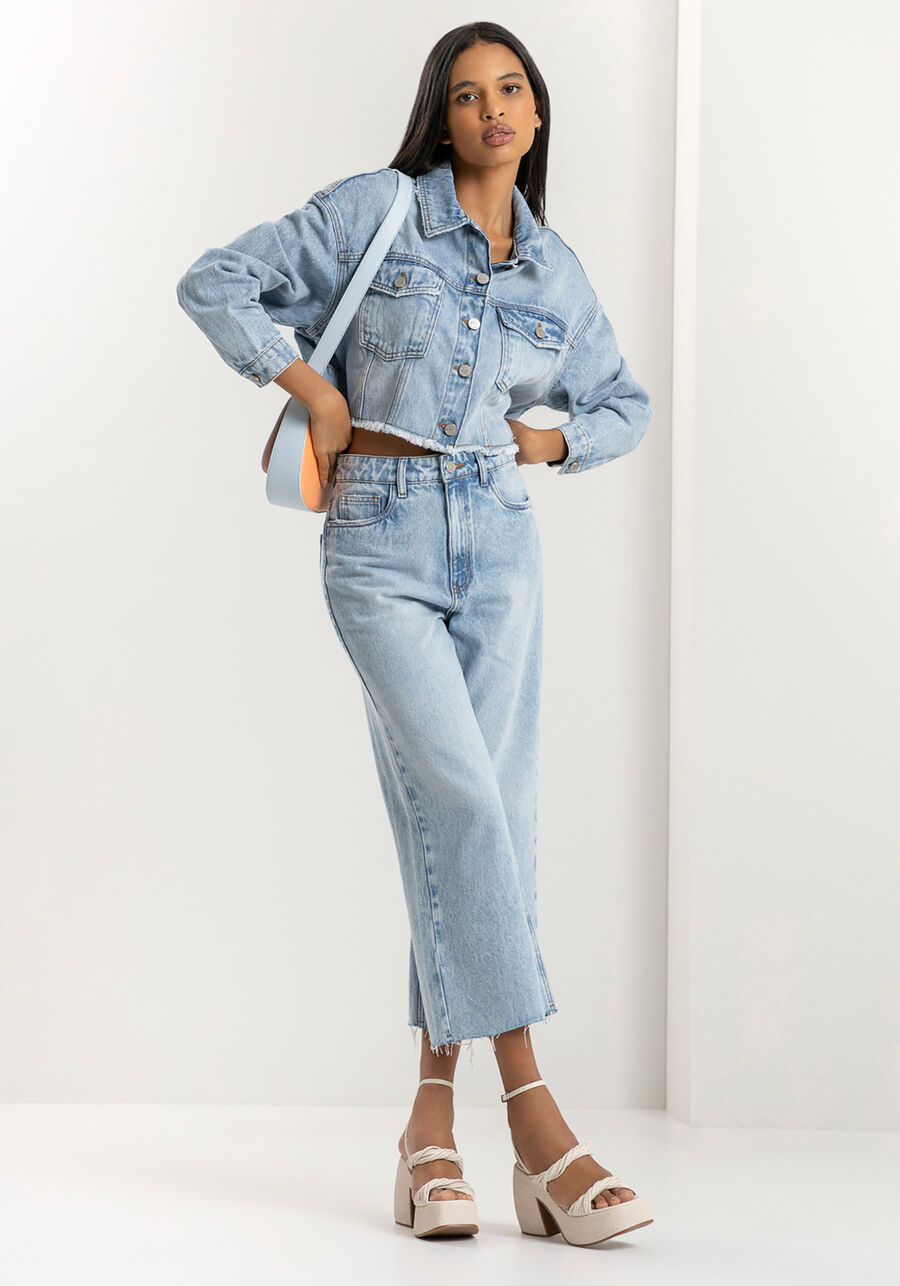 Jaqueta Jeans Cropped com Prega Costas, . Jaqueta Jeans Cropped com Prega Costas, , large.