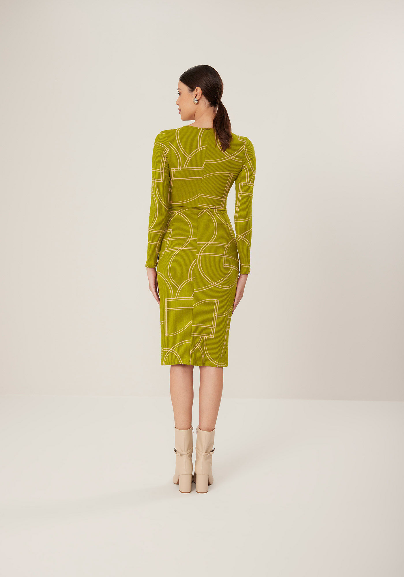 Vestido Estampado Midi Em Malha Canelada Com Recorte Frontal, , large.