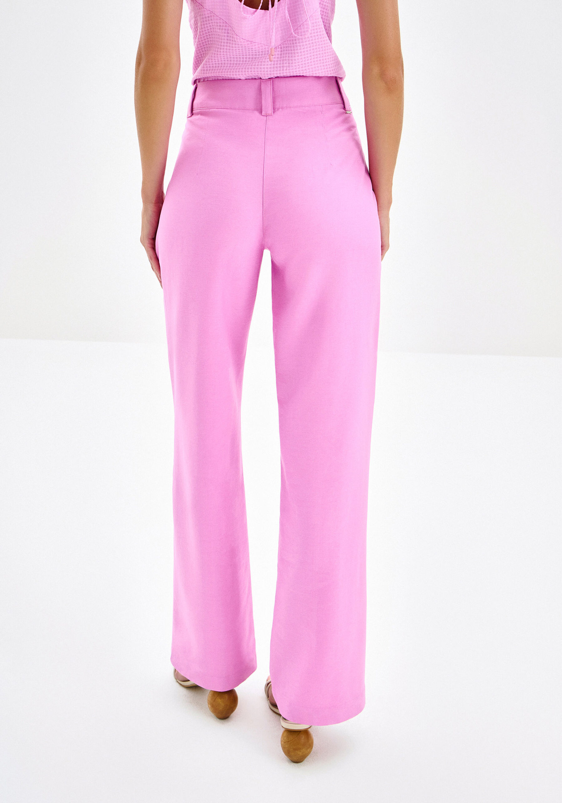 Calça Reta Cintura Alta Alfaiataria, VIOLETA TWIGG. Calça Reta Cintura Alta Alfaiataria, VIOLETA TWIGG, large.