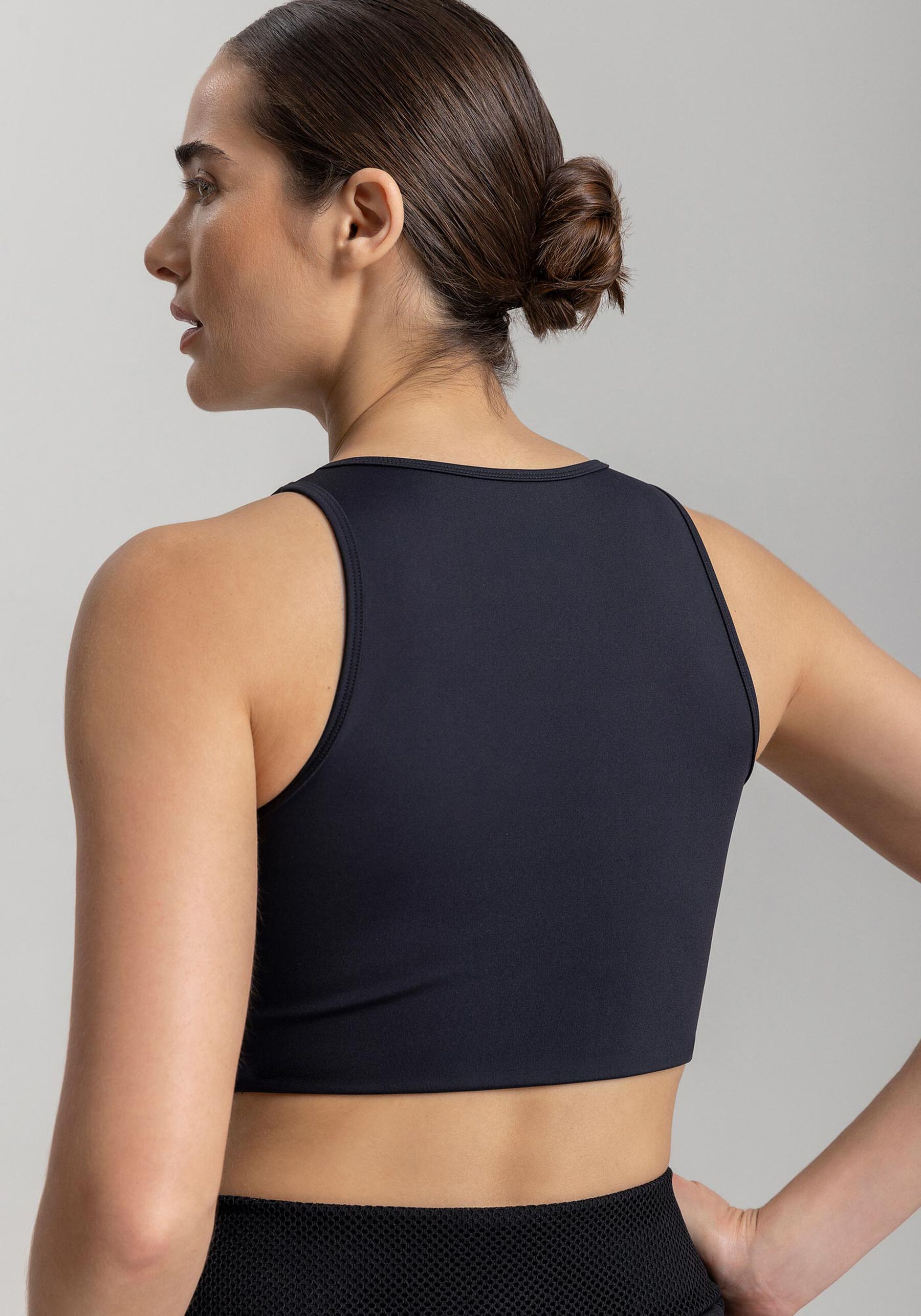 Top Em Malha Dupla Com Estampa Frontal E Recorte Move, . Top Em Malha Dupla Com Estampa Frontal E Recorte Move, , large.