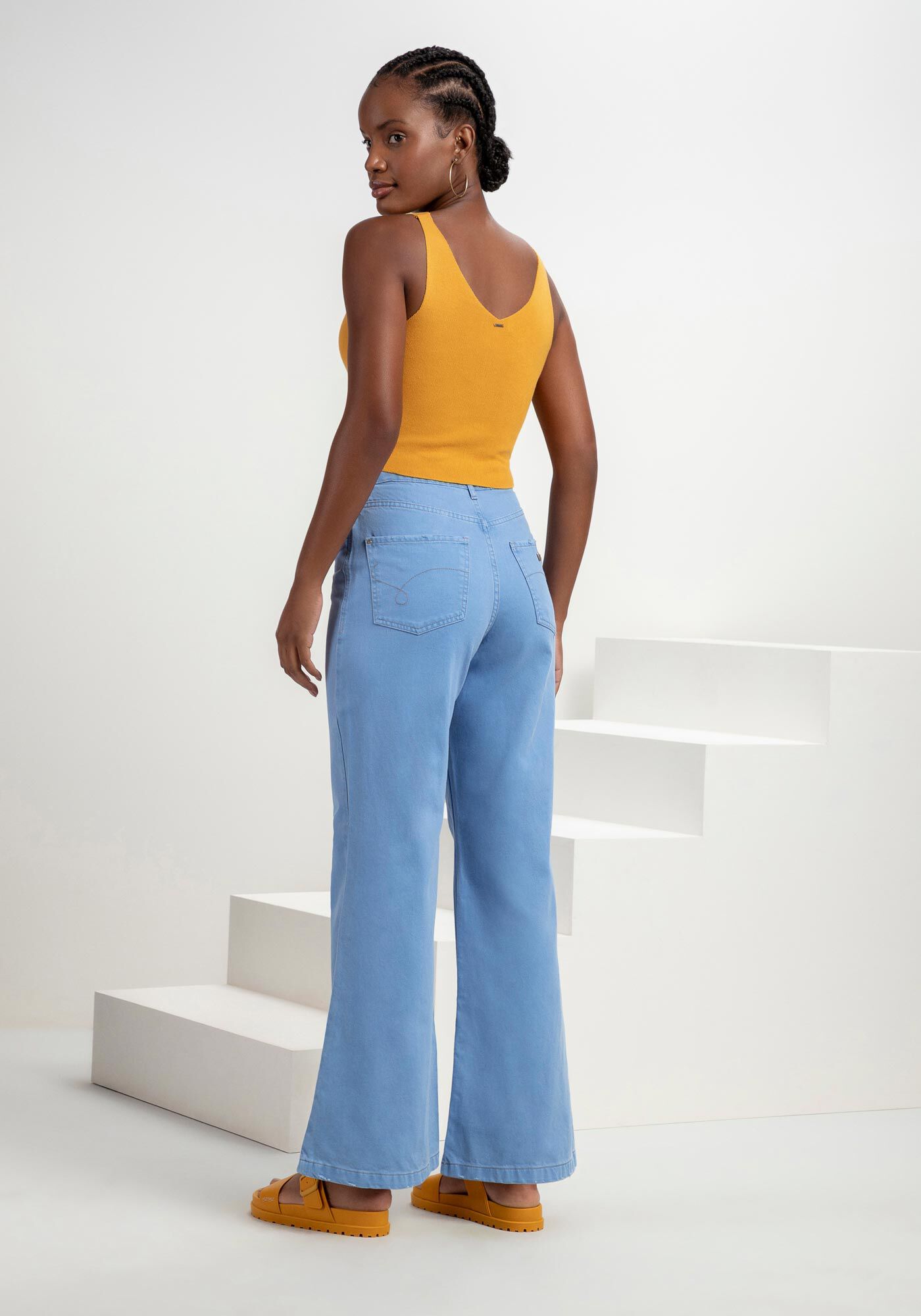 Blusa com Al&ccedil;as Decote V Tric&ocirc;, AMARELO ANGUS, large.