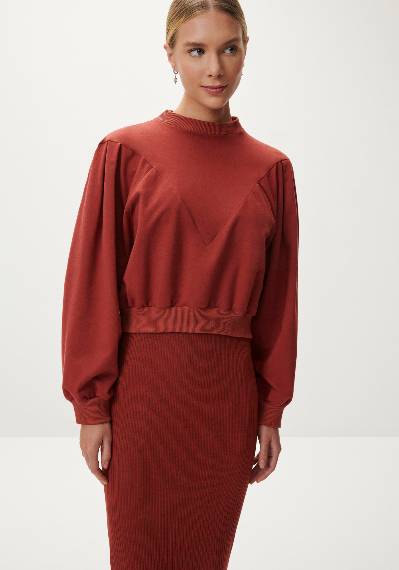 Blus&atilde;o em Molecotton com Recortes Geom&eacute;tricos, , large.