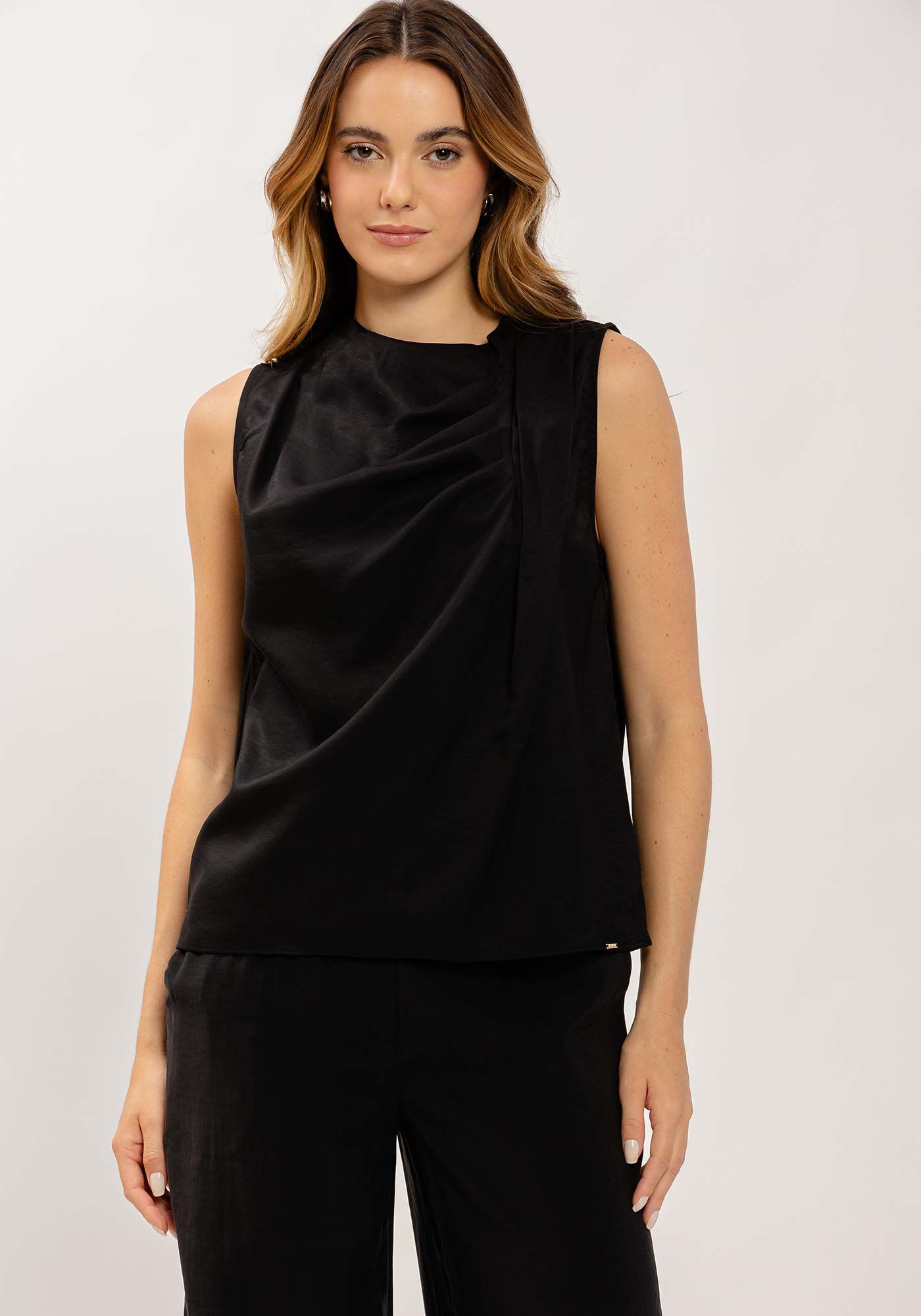 Blusa em Algod&atilde;o com Pregas Assim&eacute;tricas, PRETO REATIVO, large.