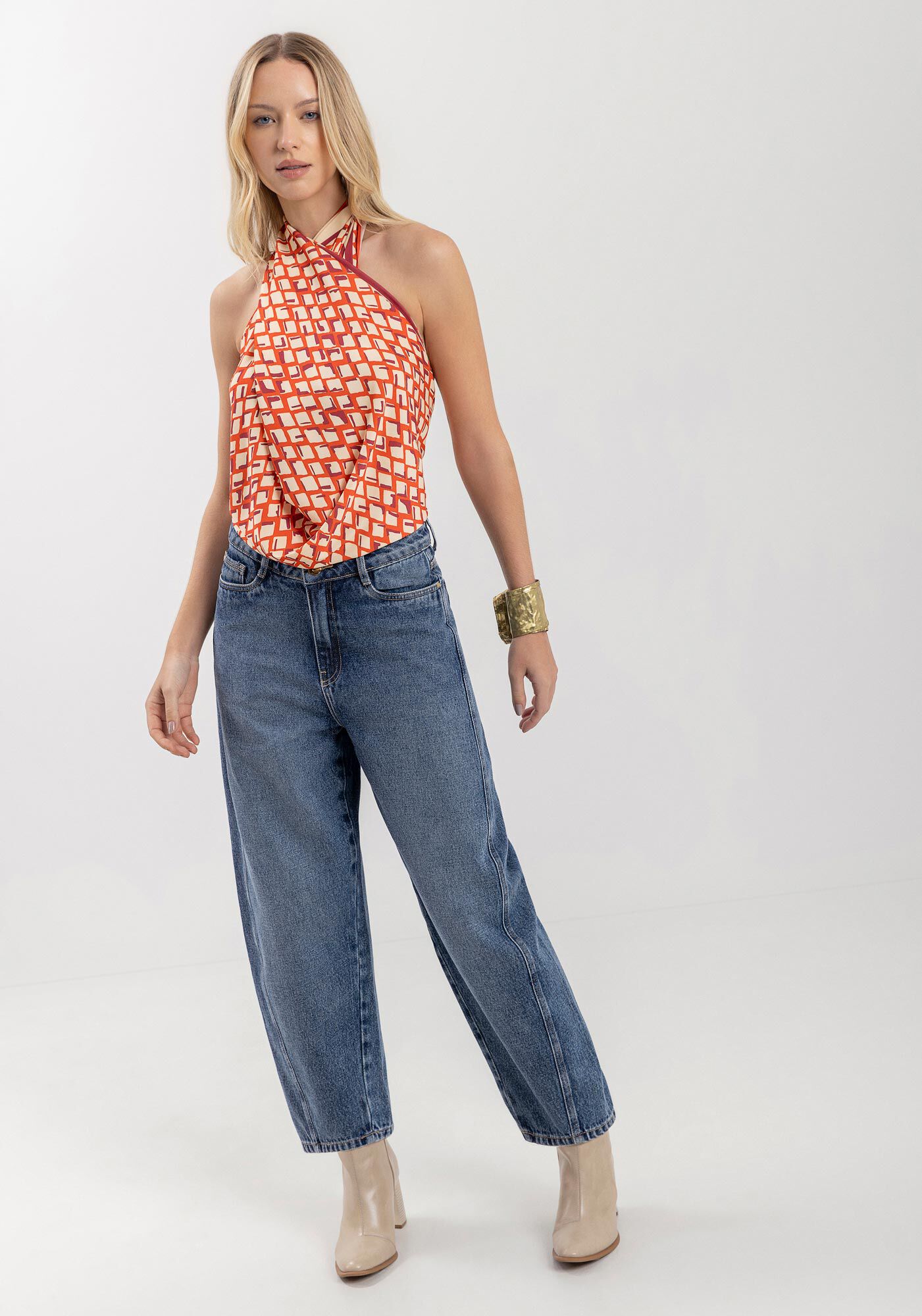 Cal&ccedil;a Jeans Barrel Com Cintura Alta E Comprimento Curto, , large.