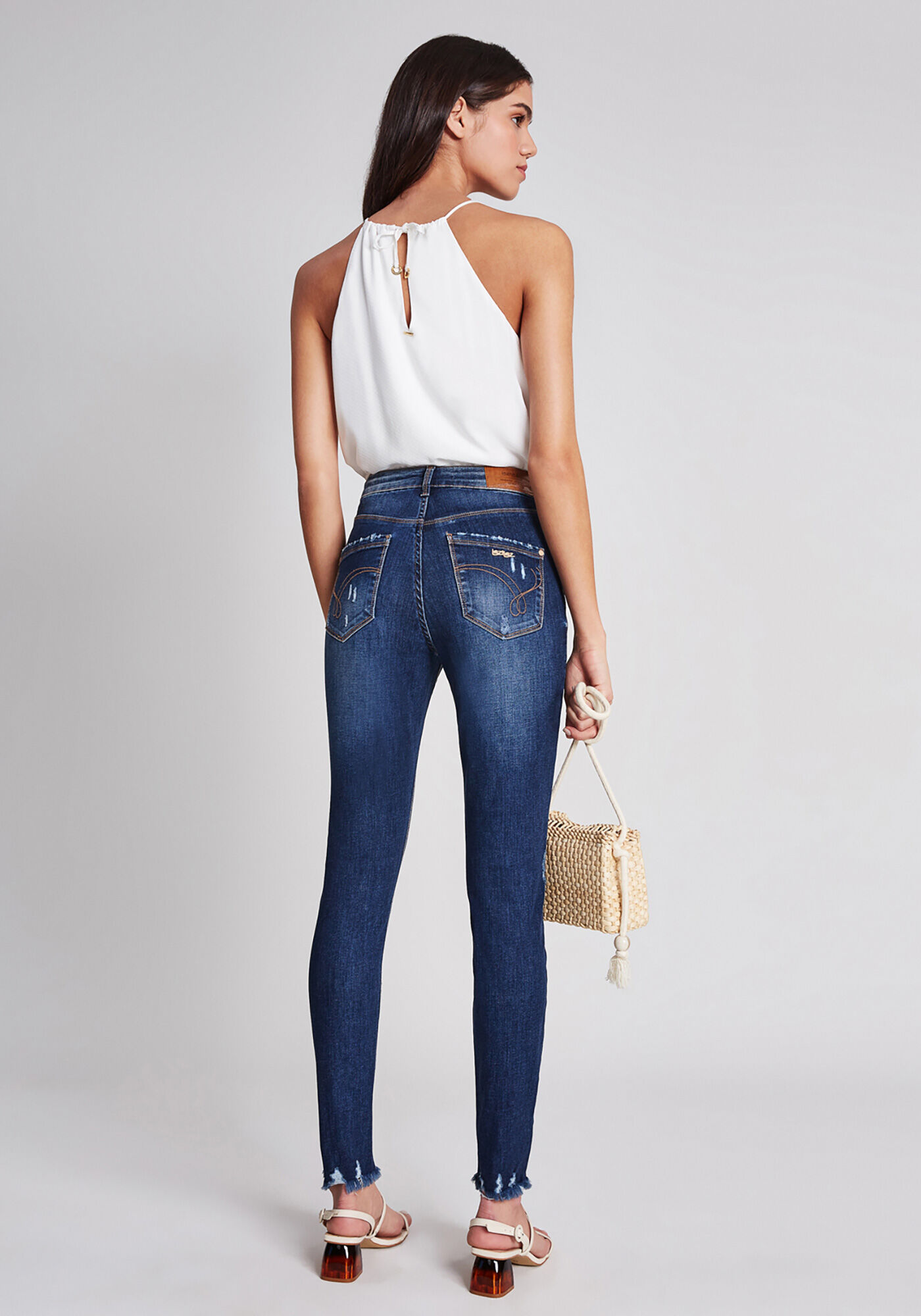 Blusa com Al&ccedil;as Detalhe B&uacute;zios, , large.